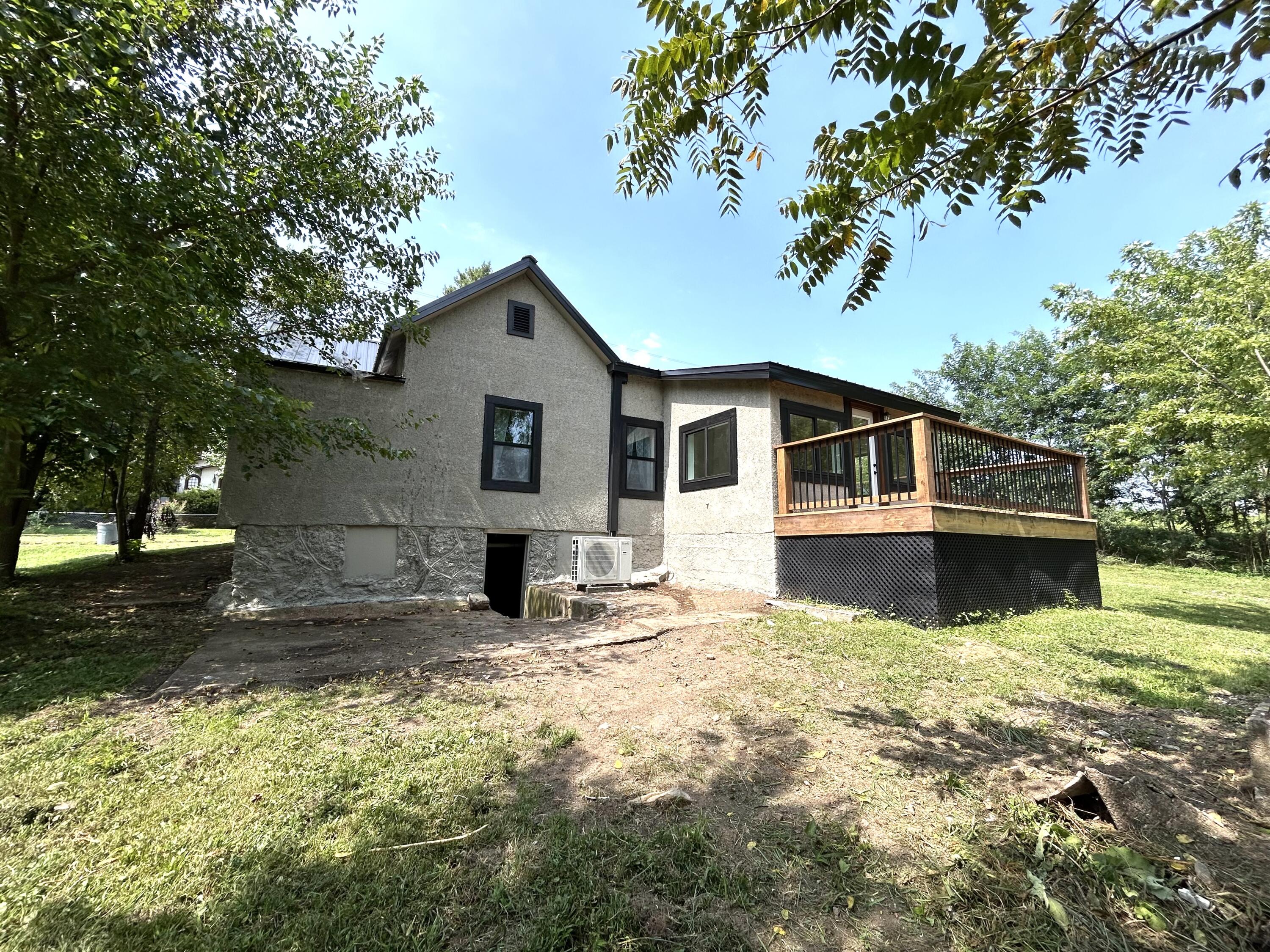 Photo 6 - Residential for sale – 110 N High Street  Mansfield, MO