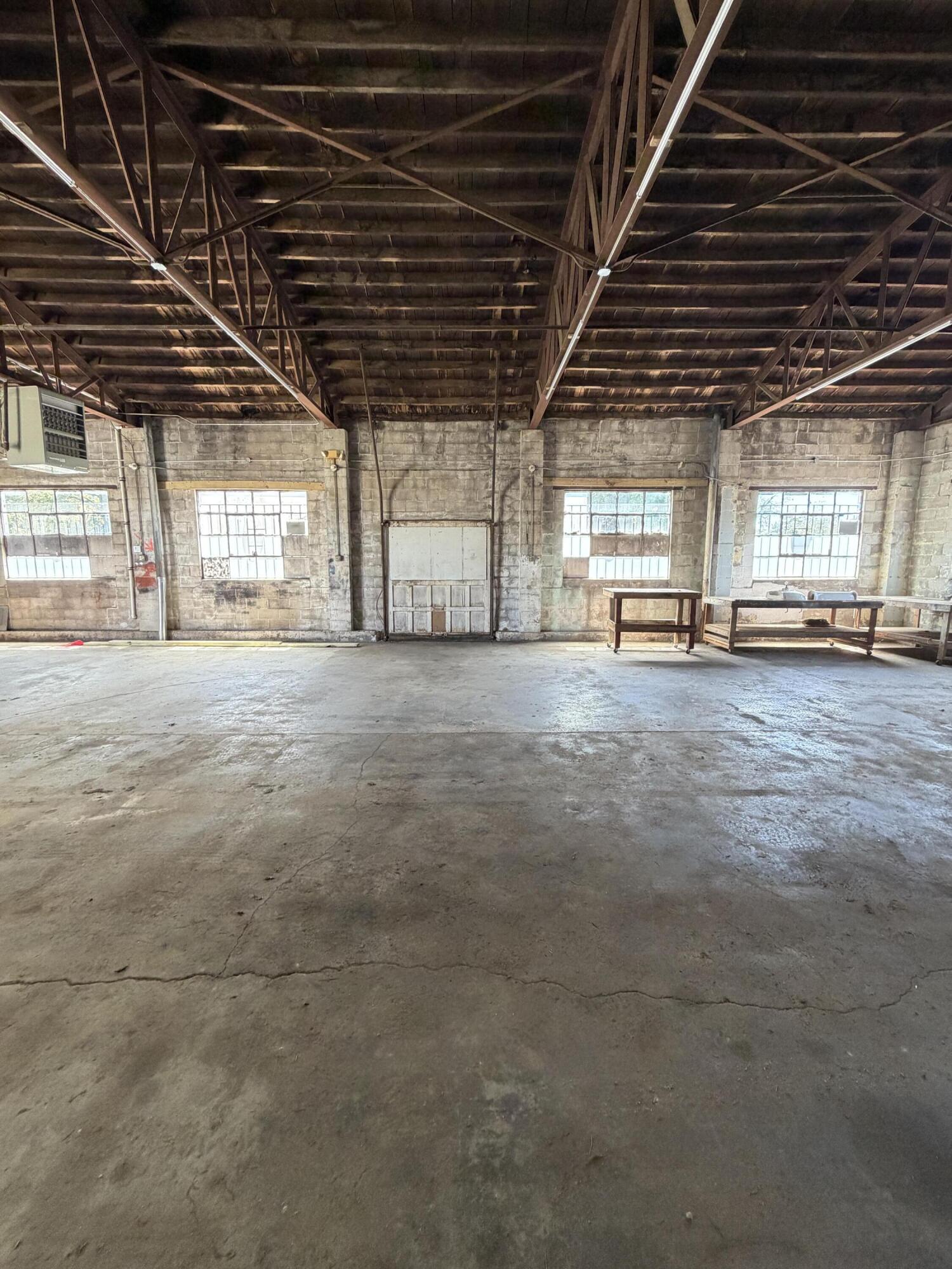 Photo 14 - Commercial Sale for sale – 1908 N National Avenue  Springfield, MO