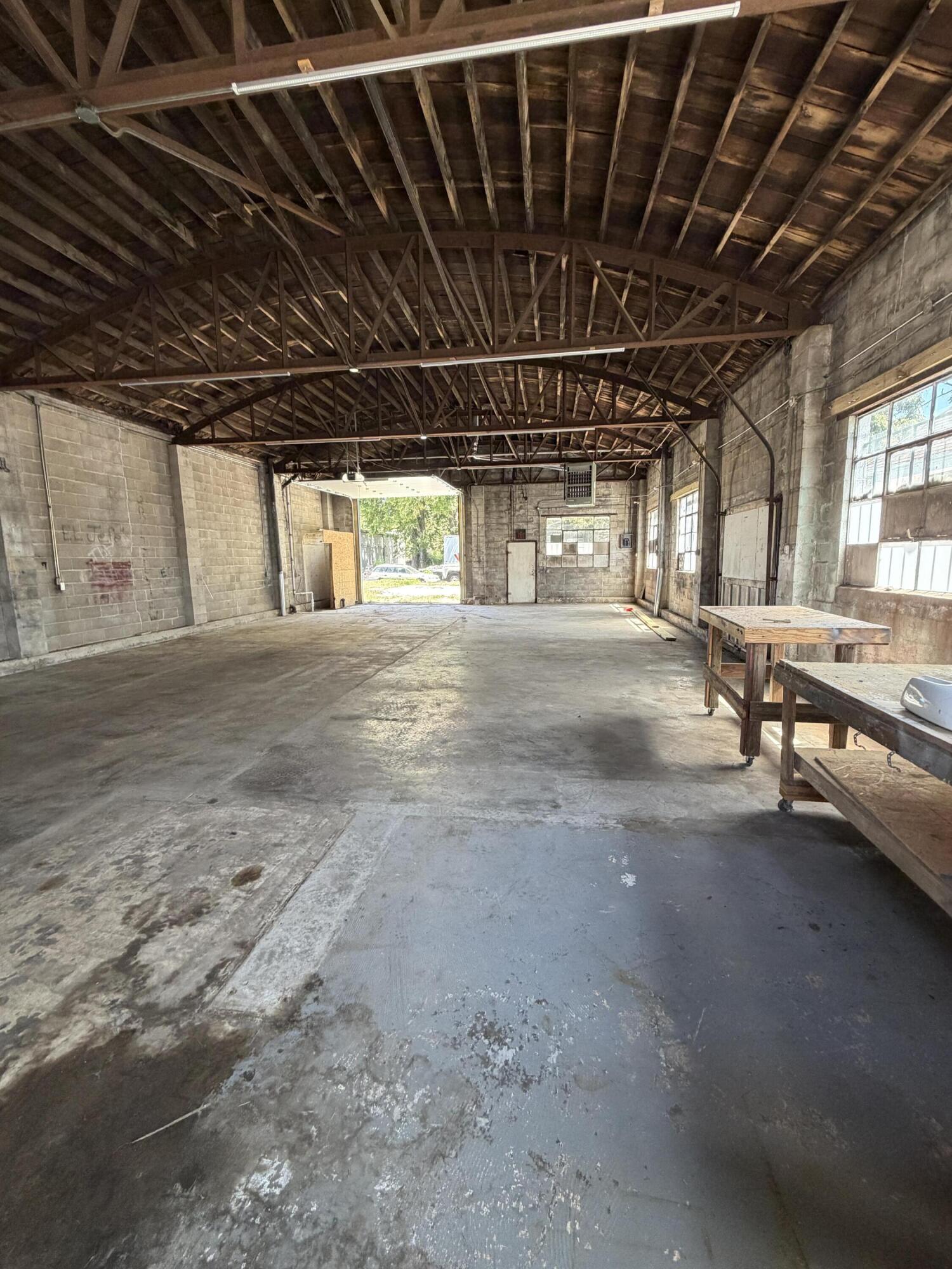 Photo 10 - Commercial Sale for sale – 1908 N National Avenue  Springfield, MO