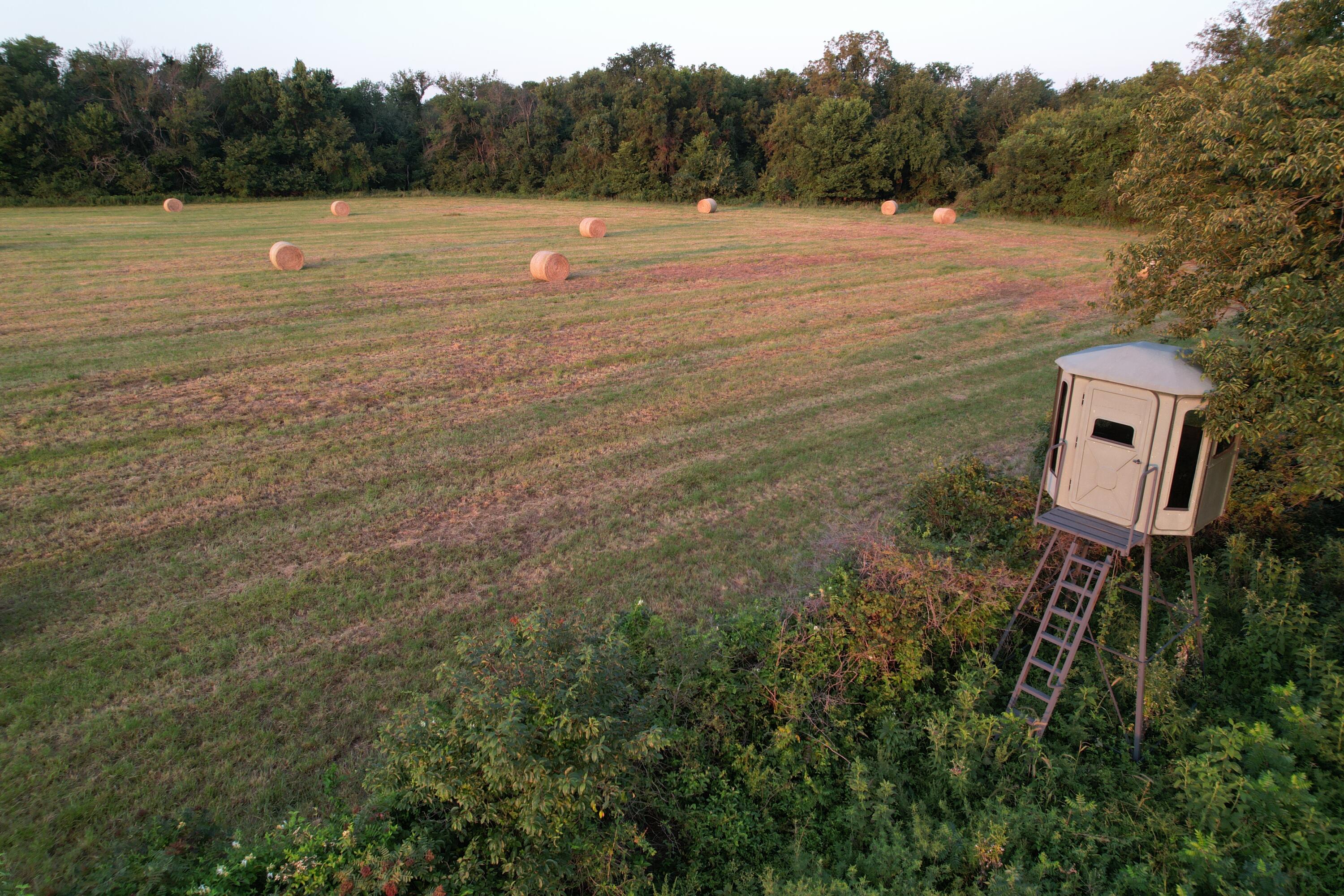 Photo 26 - Land for sale – 220 NW 40th Road  Lamar, MO