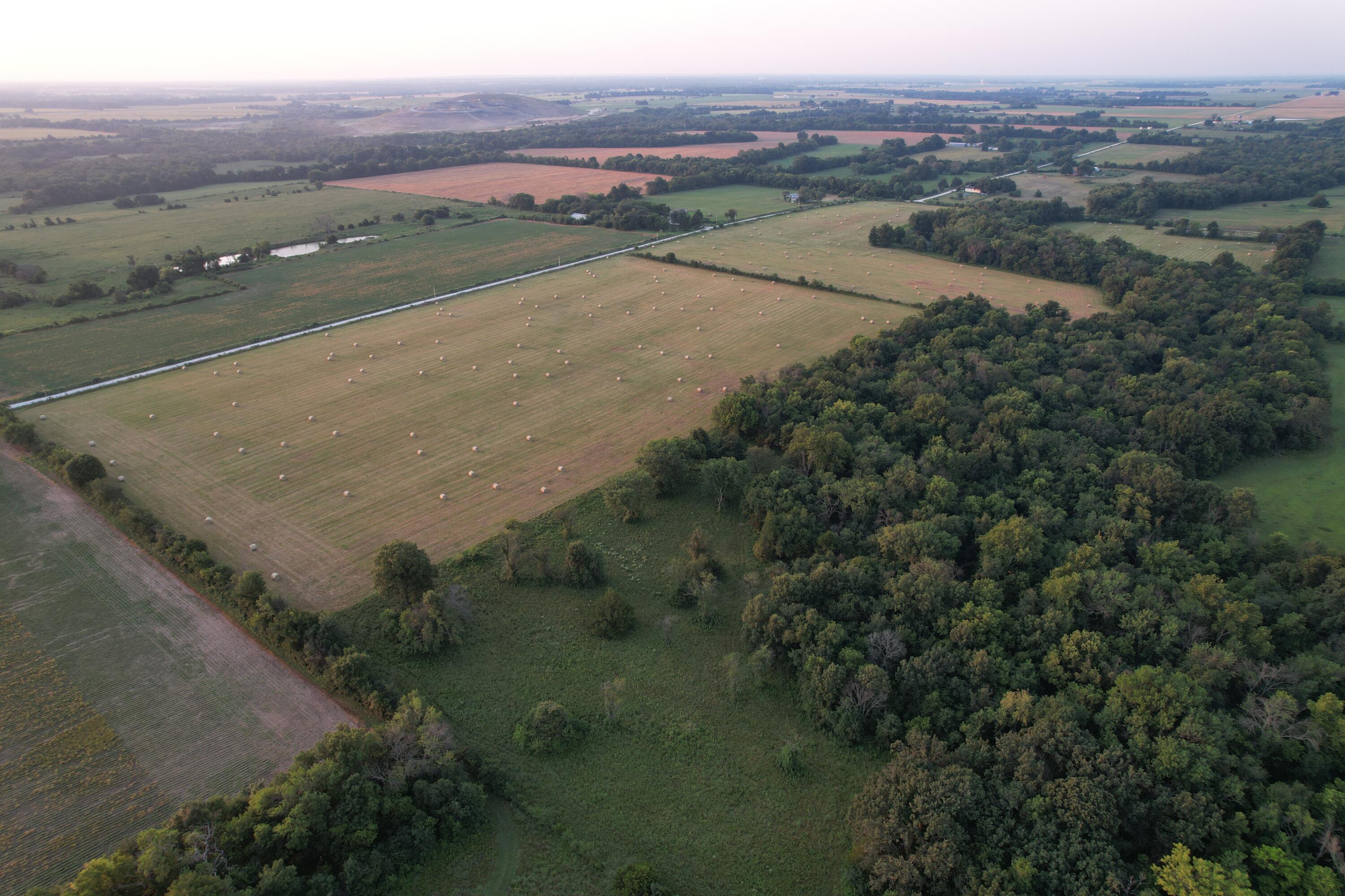 Photo 17 - Land for sale – 220 NW 40th Road  Lamar, MO