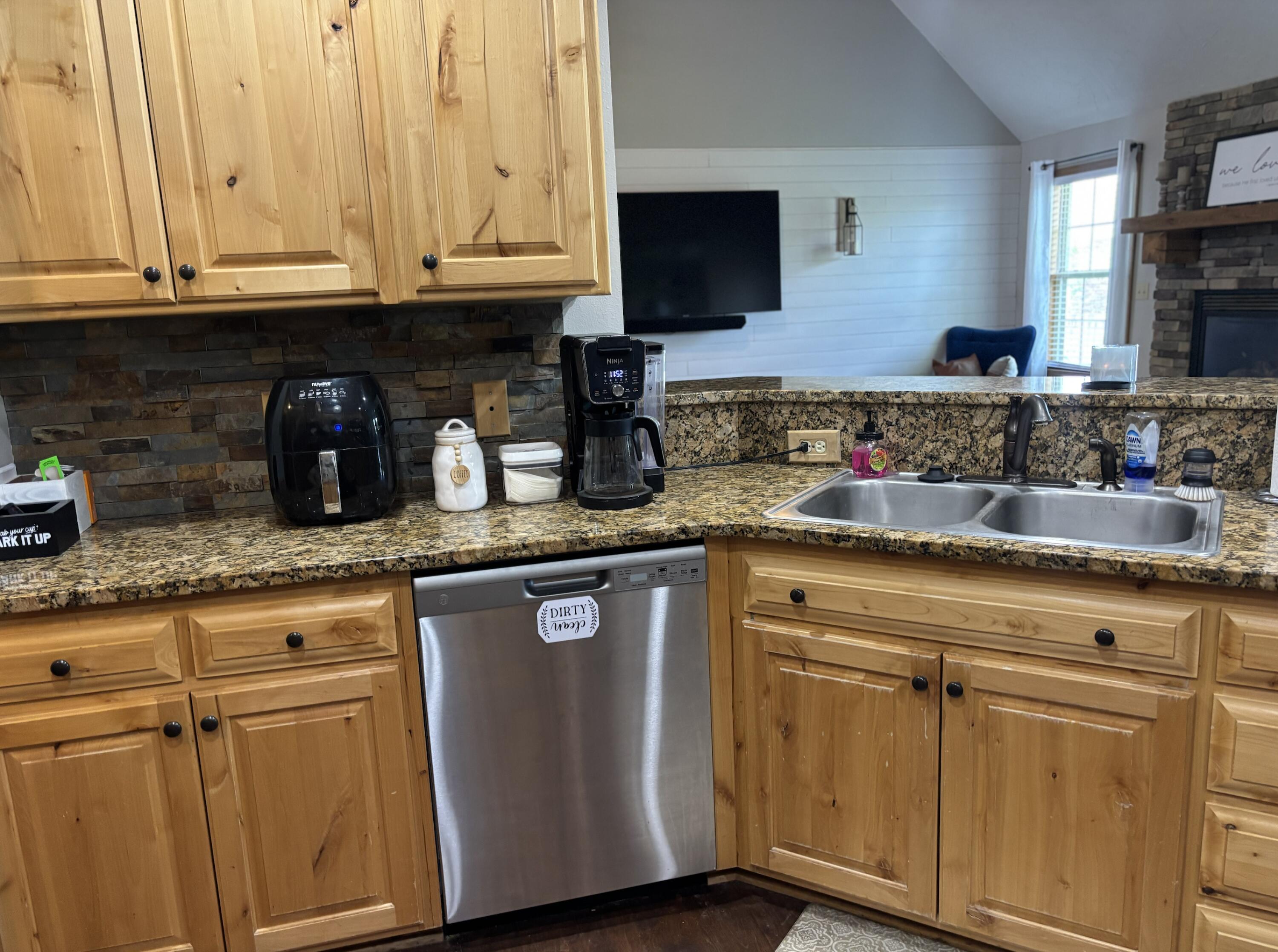 Photo 15 - Residential for sale – 3504 N Ledgestone Drive  Ozark, MO