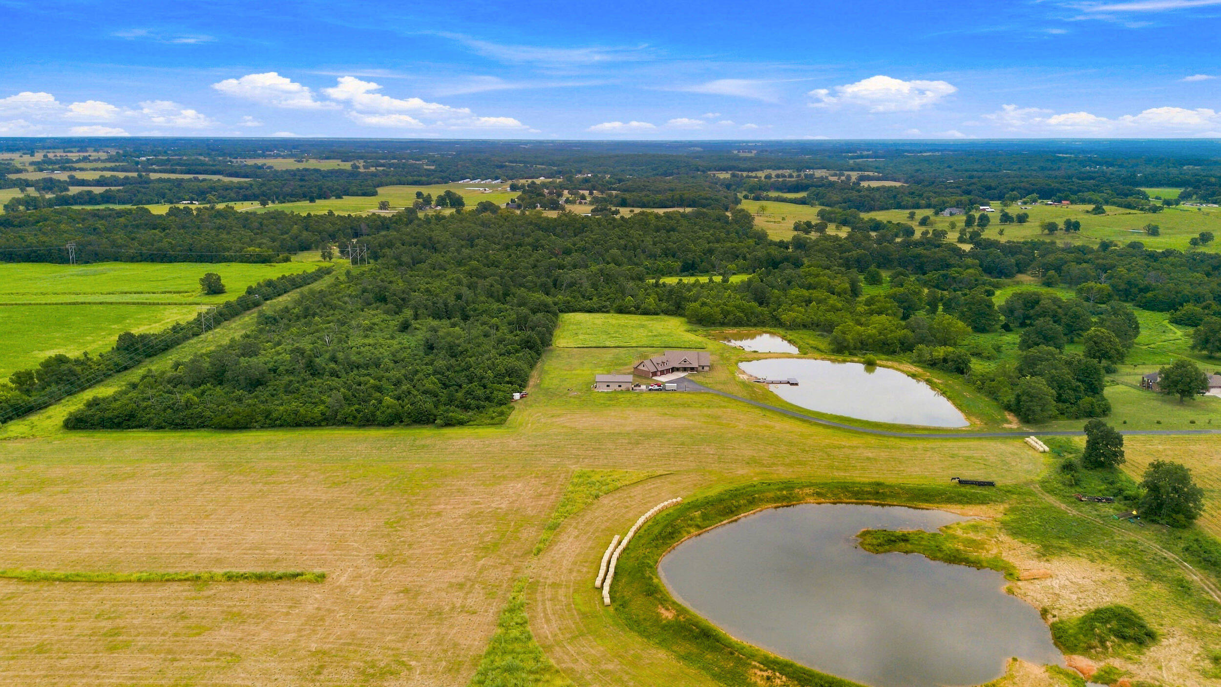 Photo 105 - Farm for sale – 22554  Lawrence 1200   Aurora, MO