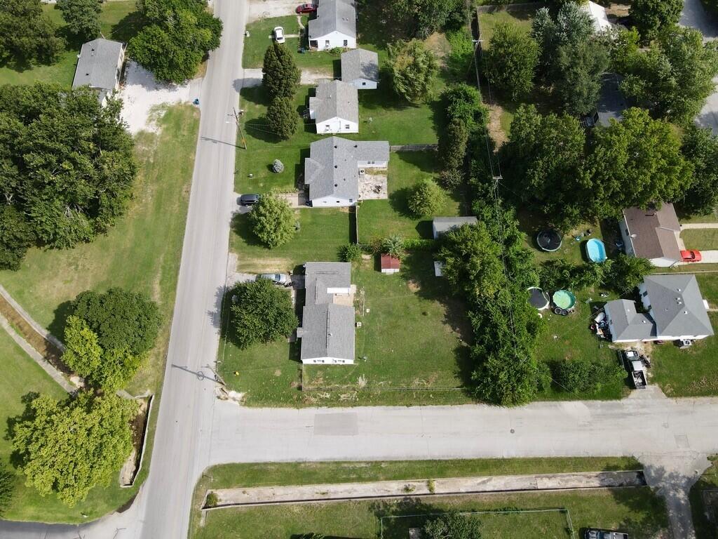 Photo 4 - Residential for sale – 1846  Hazel Avenue  Carthage, MO