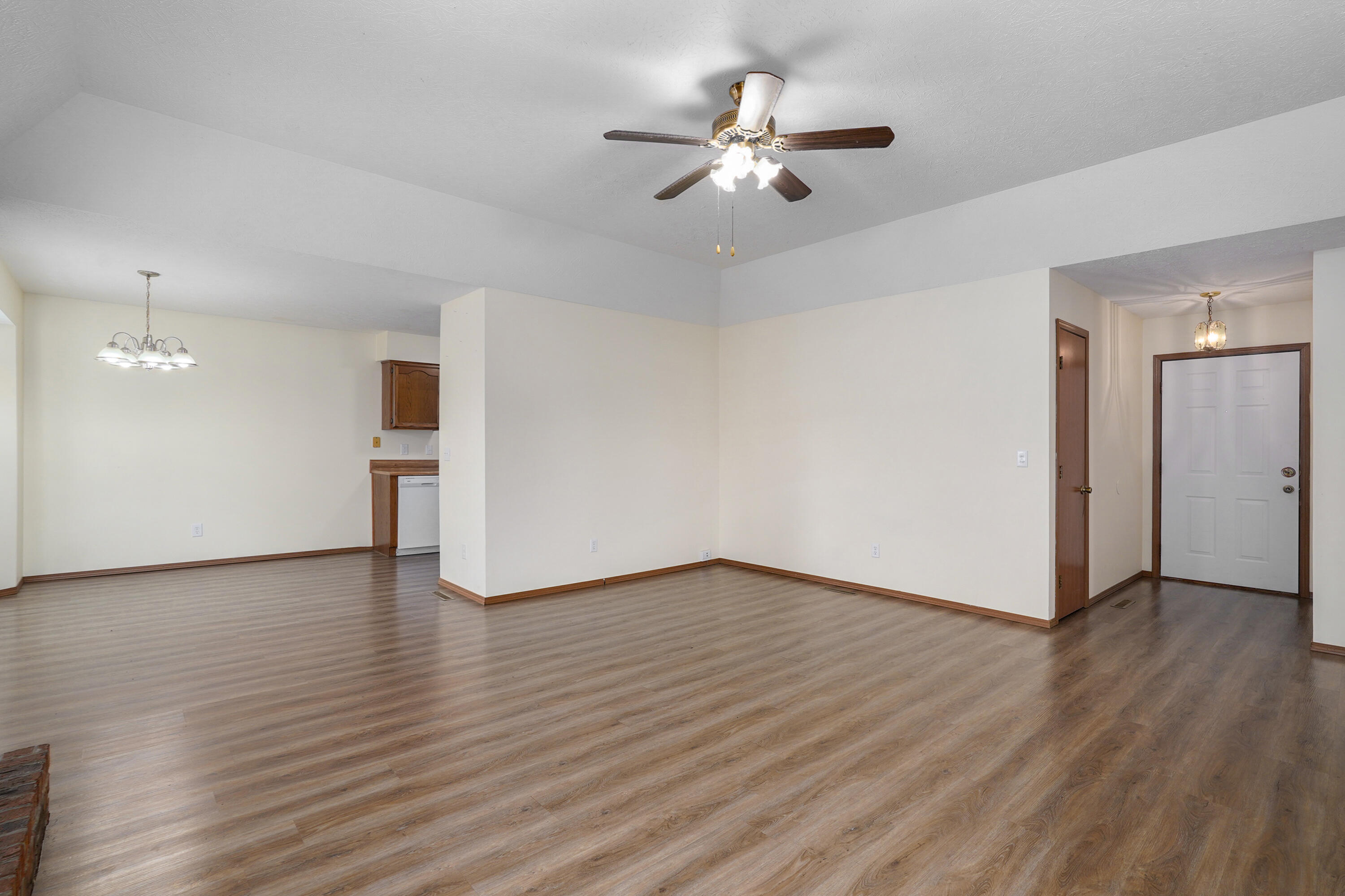 Photo 7 - Residential for sale – 515 W Edgewood Street  Springfield, MO