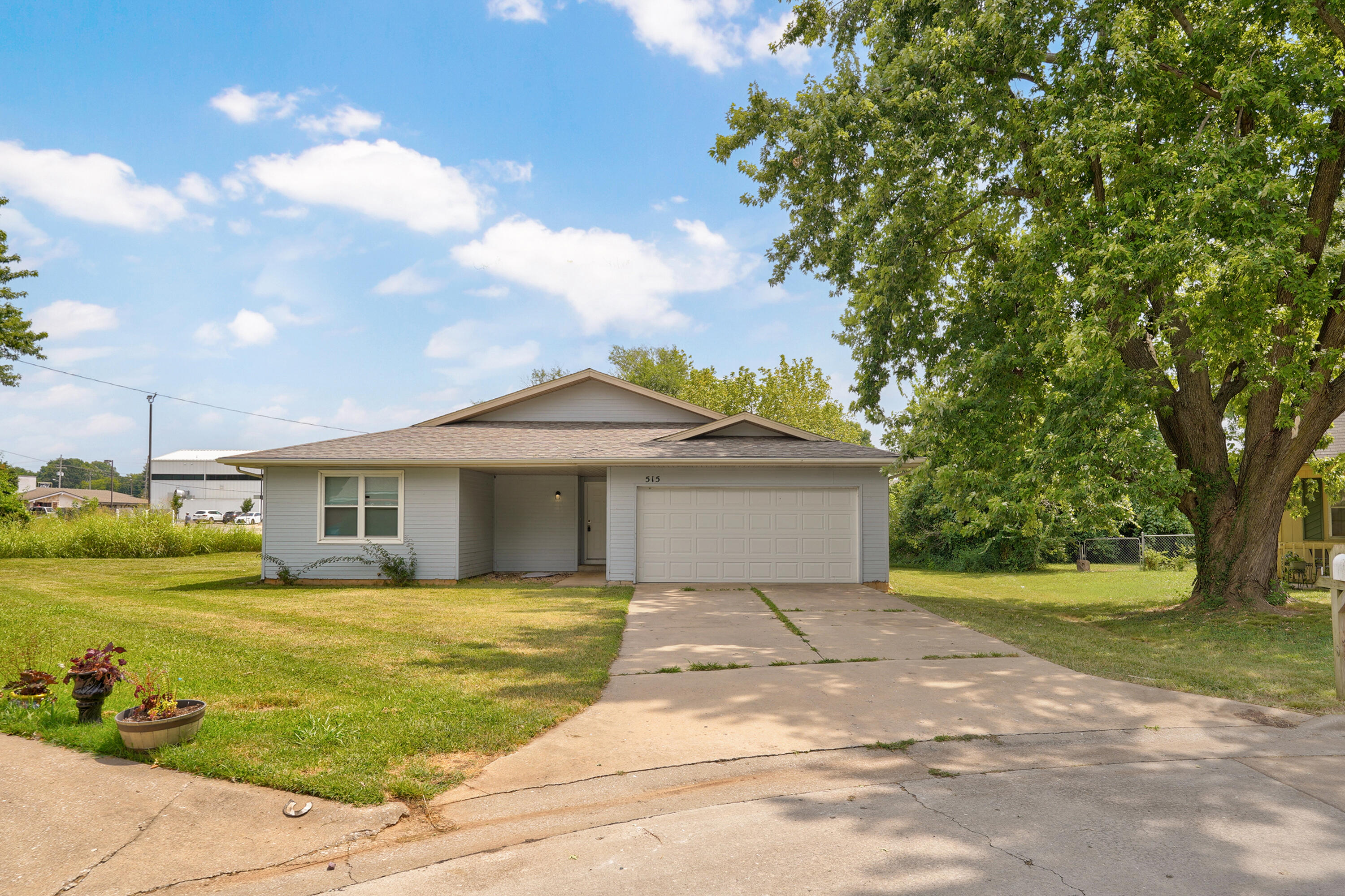 Photo 3 - Residential for sale – 515 W Edgewood Street  Springfield, MO