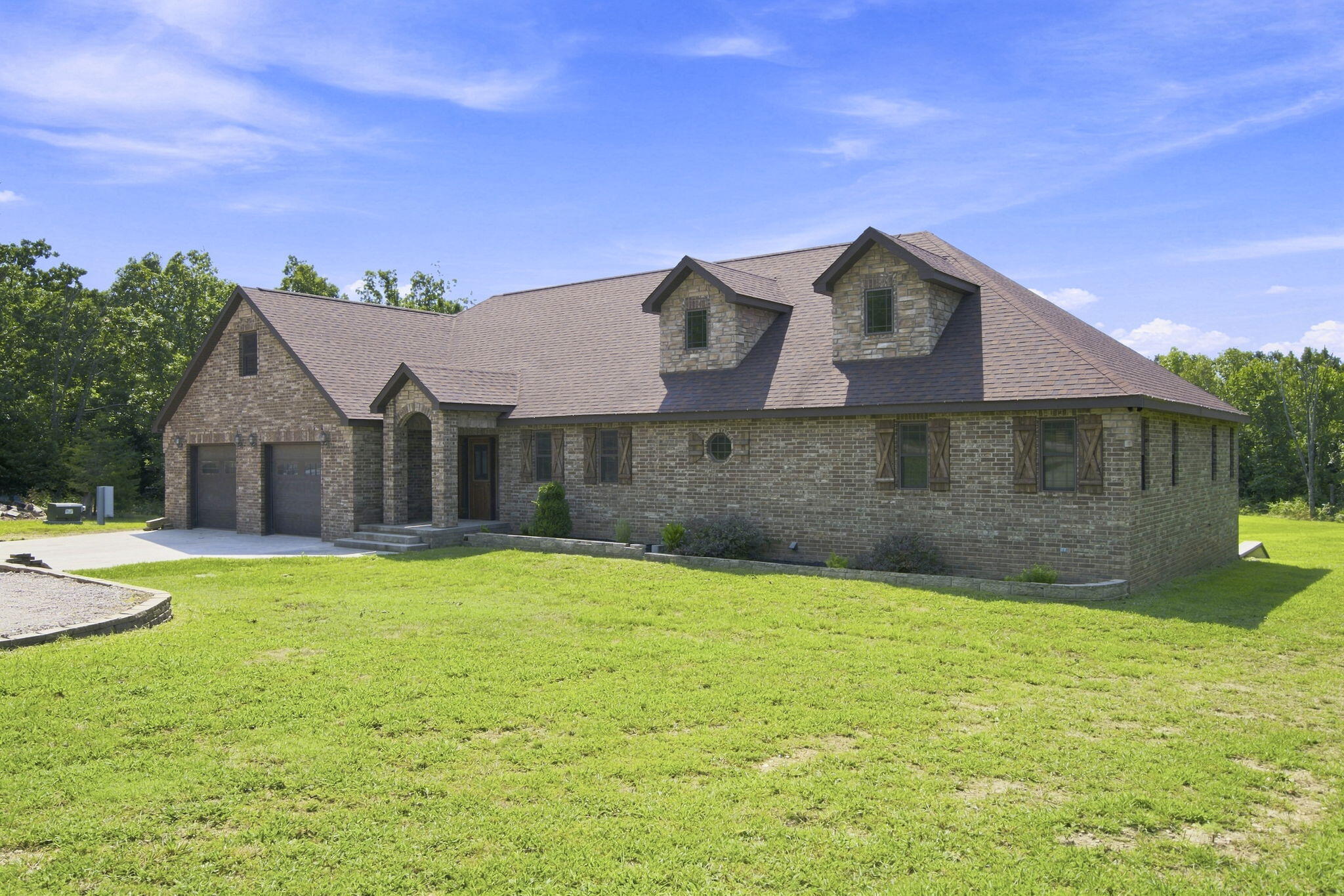 Photo 3 - Residential for sale – 1295  Spring Valley   Marshfield, MO