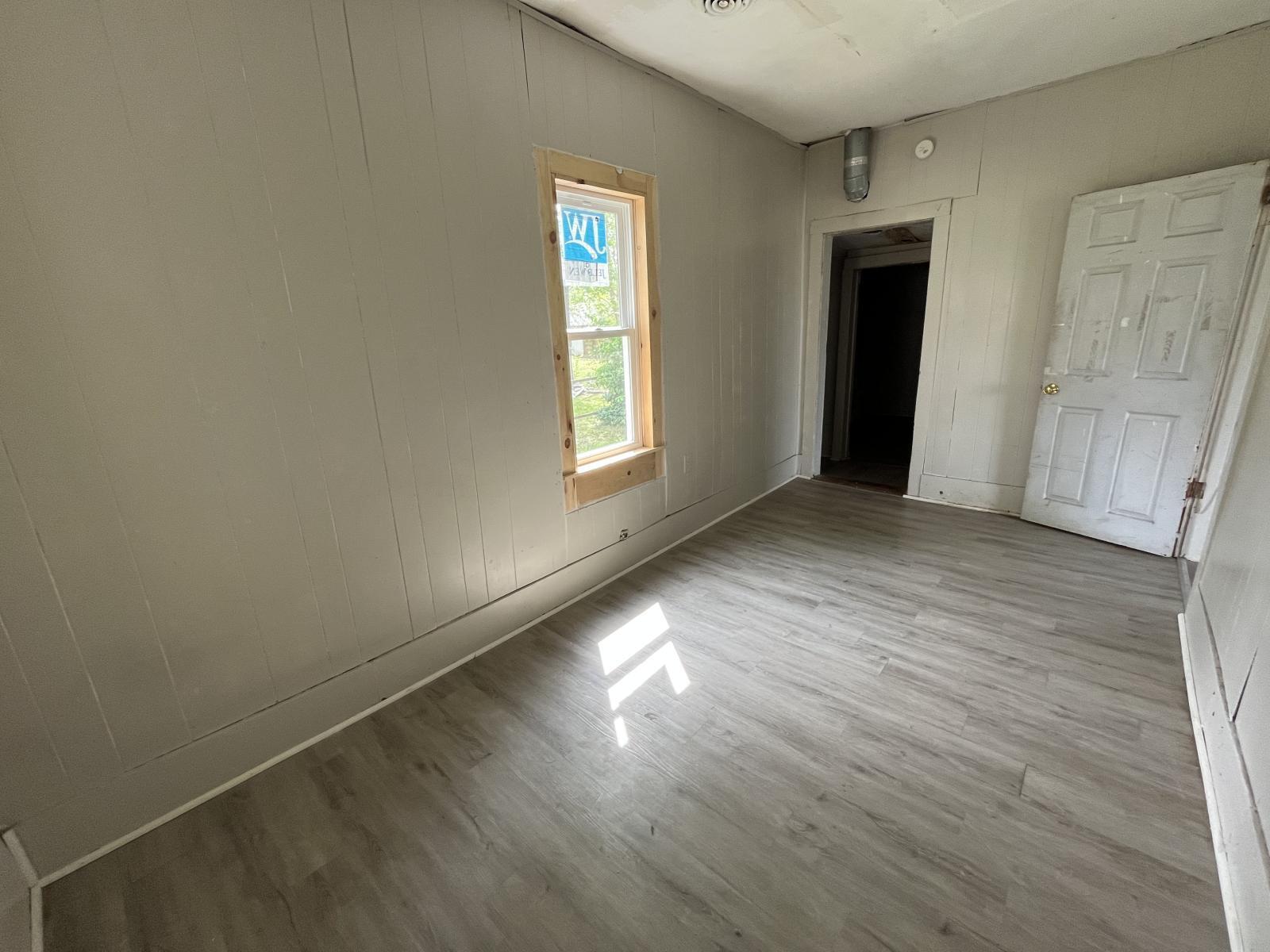 Photo 4 - Residential for sale – 820 W 1st Street  Webb City, MO