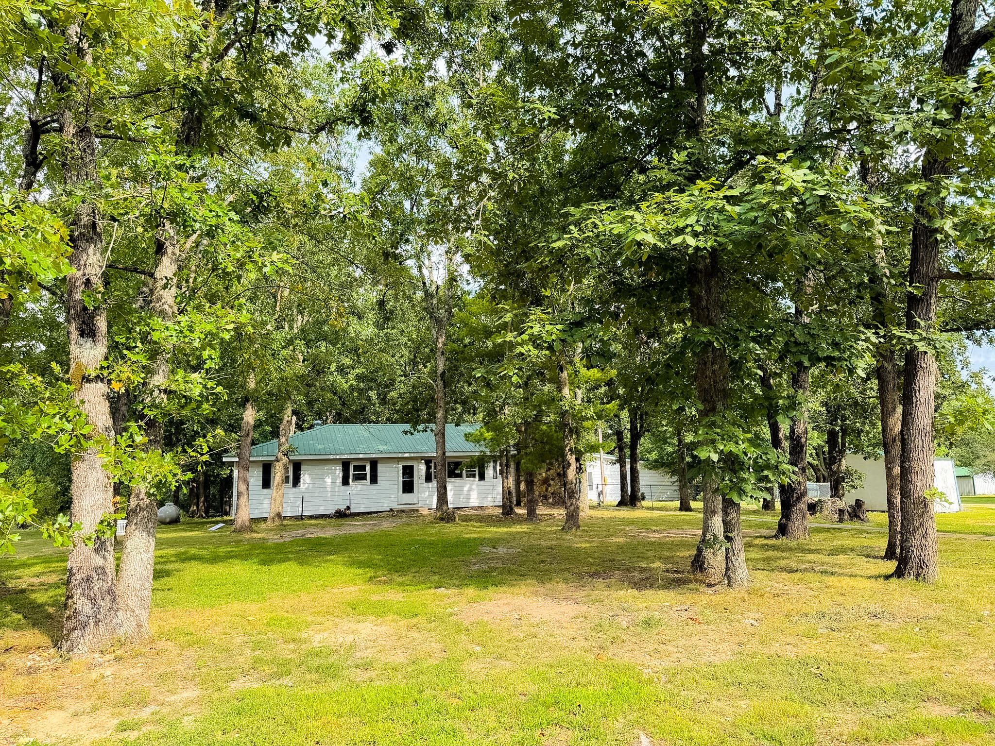 Photo 2 - Residential for sale – 4720  State Highway 39   Aurora, MO