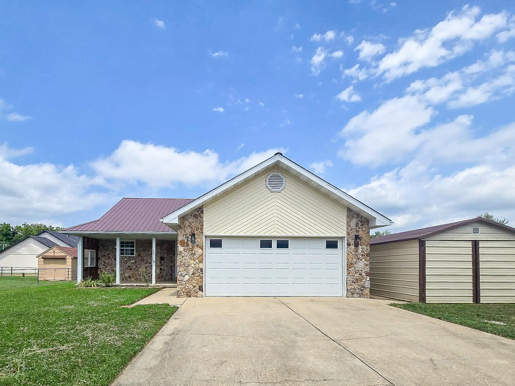 Photo 13 - Residential for sale – 801 E Clay Street   Mountain Grove, MO