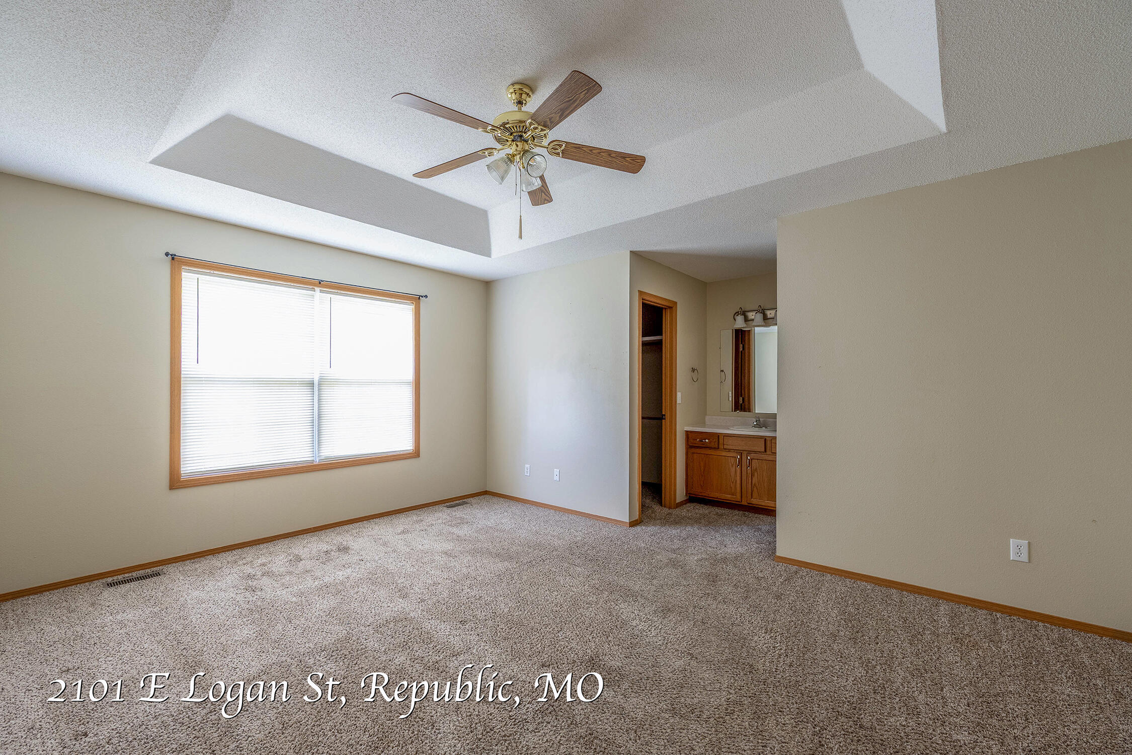 Photo 13 - Residential for sale – 2101 E Logan Street  Republic, MO