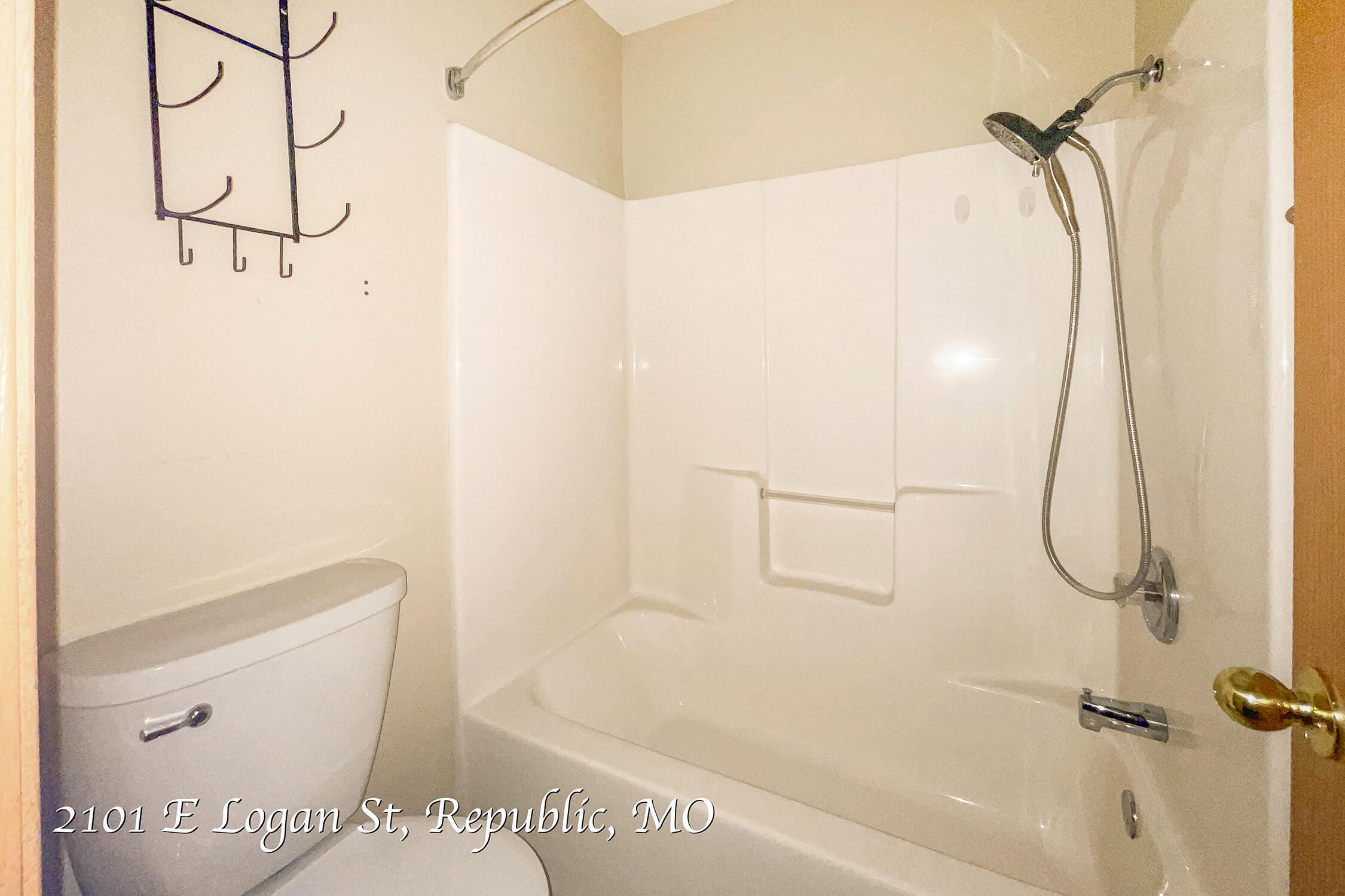 Photo 15 - Residential for sale – 2101 E Logan Street  Republic, MO