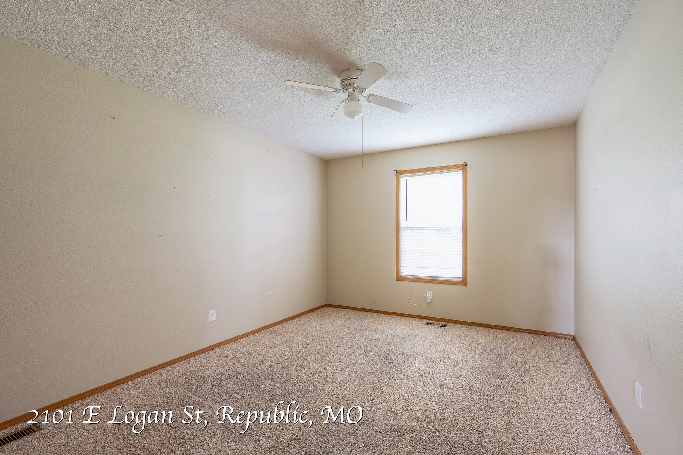 Photo 22 - Residential for sale – 2101 E Logan Street  Republic, MO