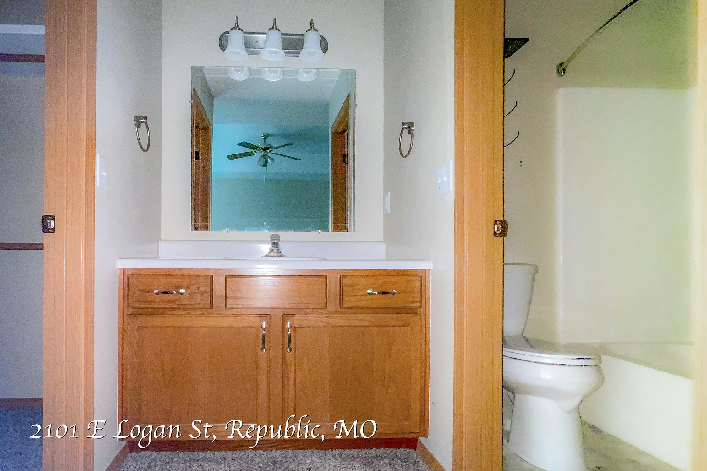 Photo 14 - Residential for sale – 2101 E Logan Street  Republic, MO