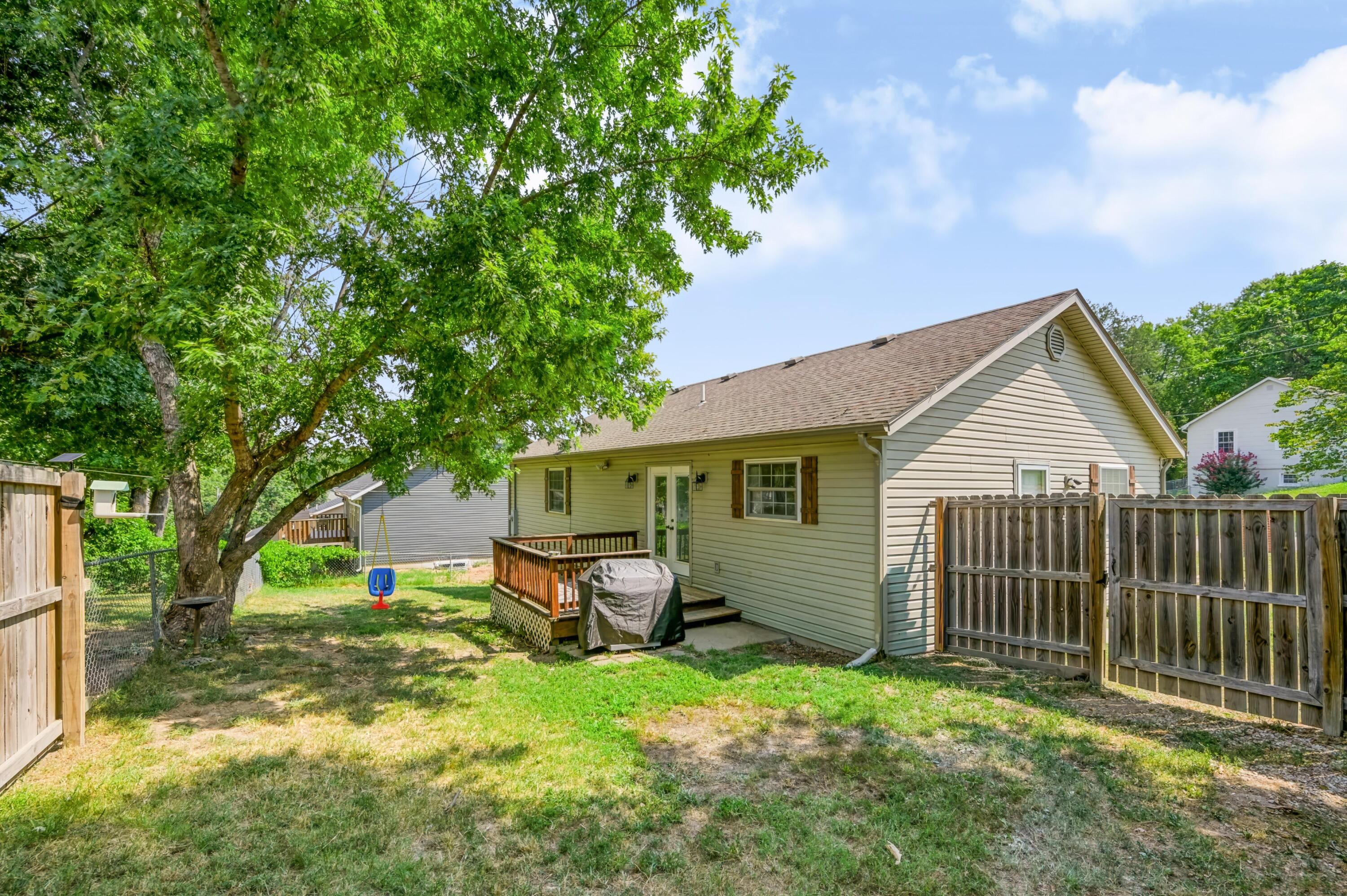 Photo 24 - Residential for sale – 2010  Sally Ann Avenue  Neosho, MO