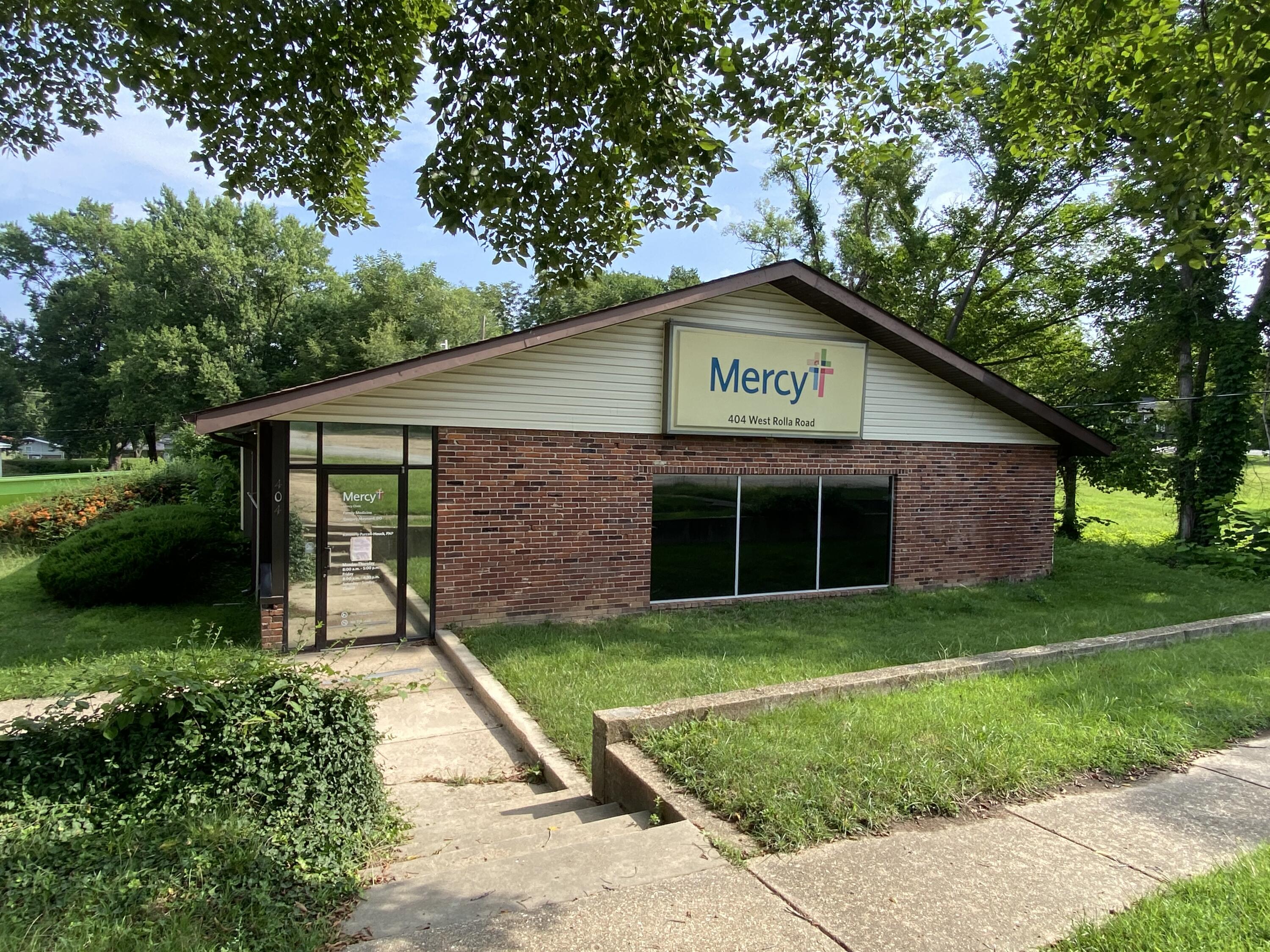 Photo 2 - Commercial Sale for sale – 404 W Rolla Road  Salem, MO
