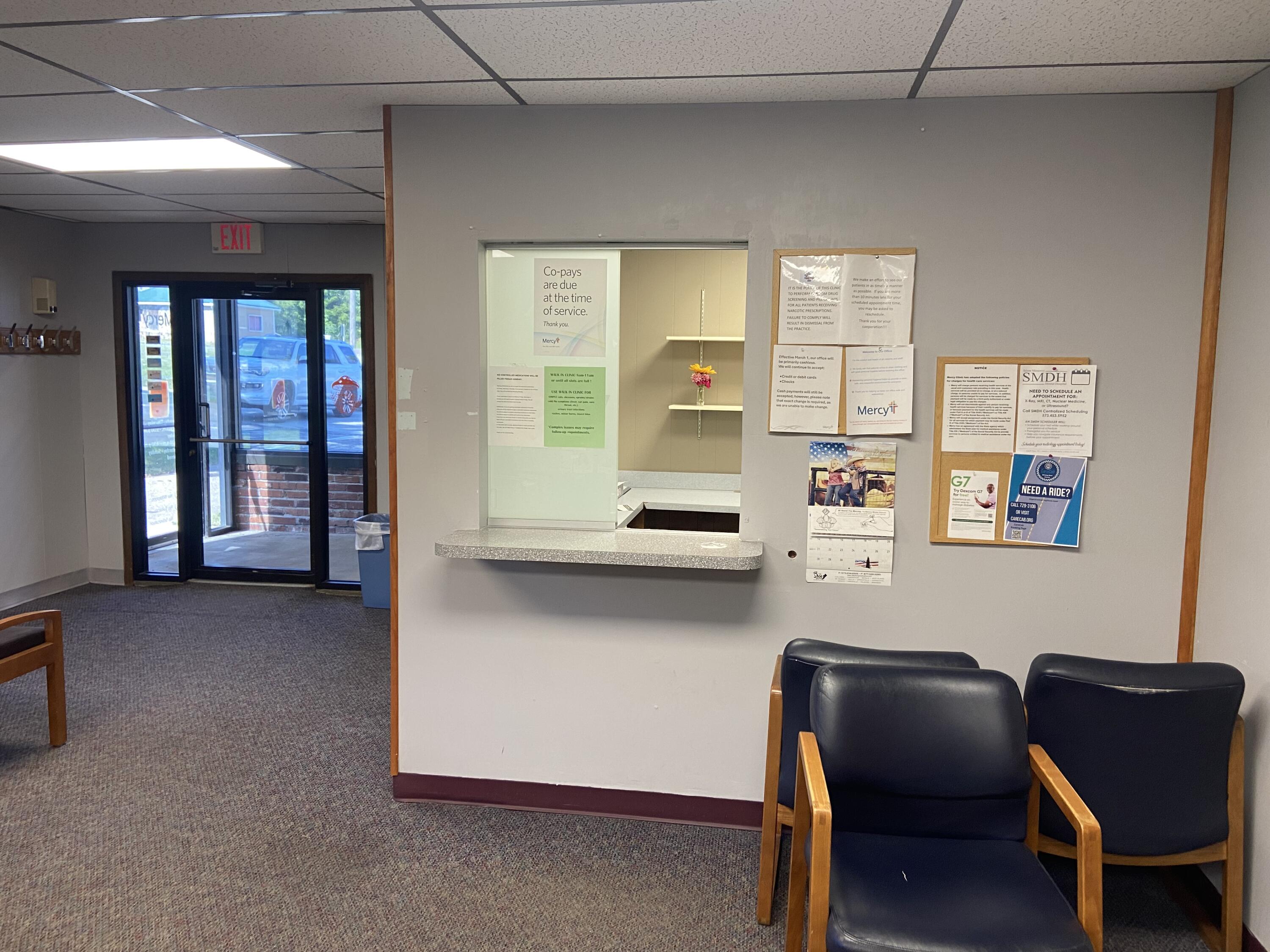 Photo 7 - Commercial Sale for sale – 404 W Rolla Road  Salem, MO