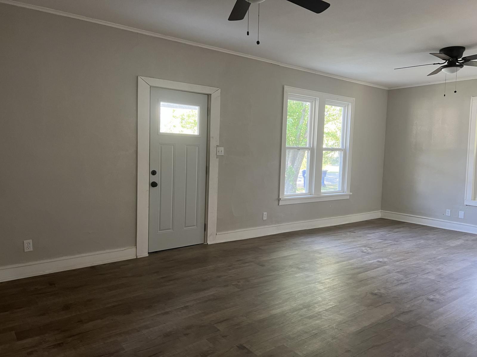 Photo 3 - Residential for sale – 29 S Ball Street  Webb City, MO