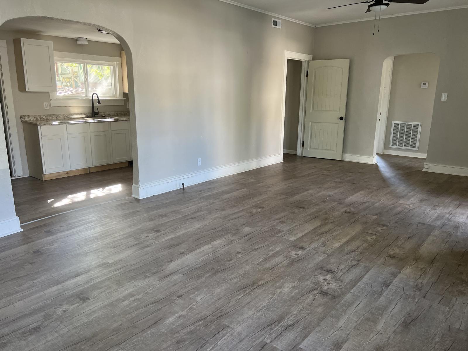 Photo 2 - Residential for sale – 29 S Ball Street  Webb City, MO