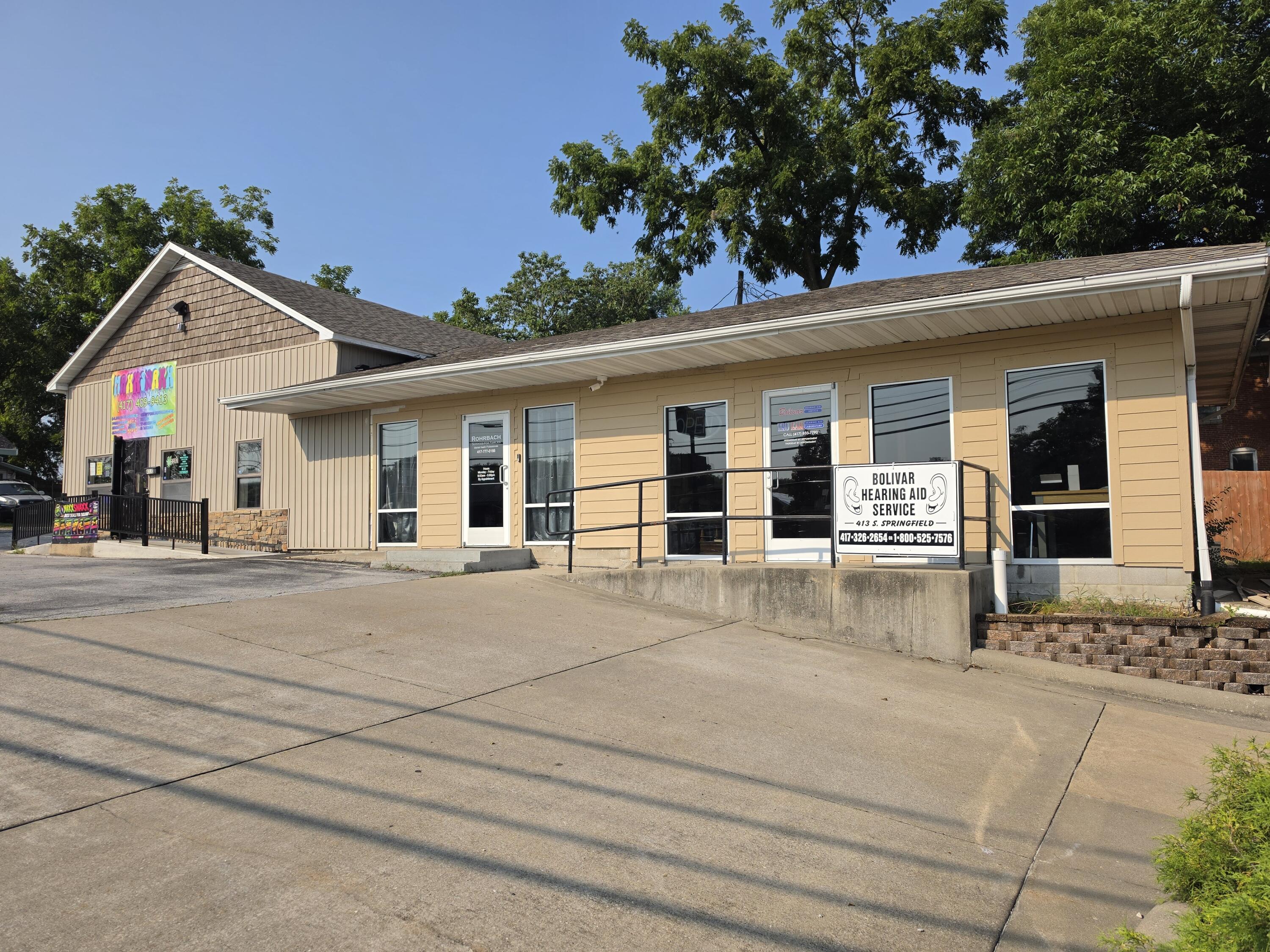 Photo 4 - Commercial Sale for sale – 403 S Springfield Avenue  Bolivar, MO