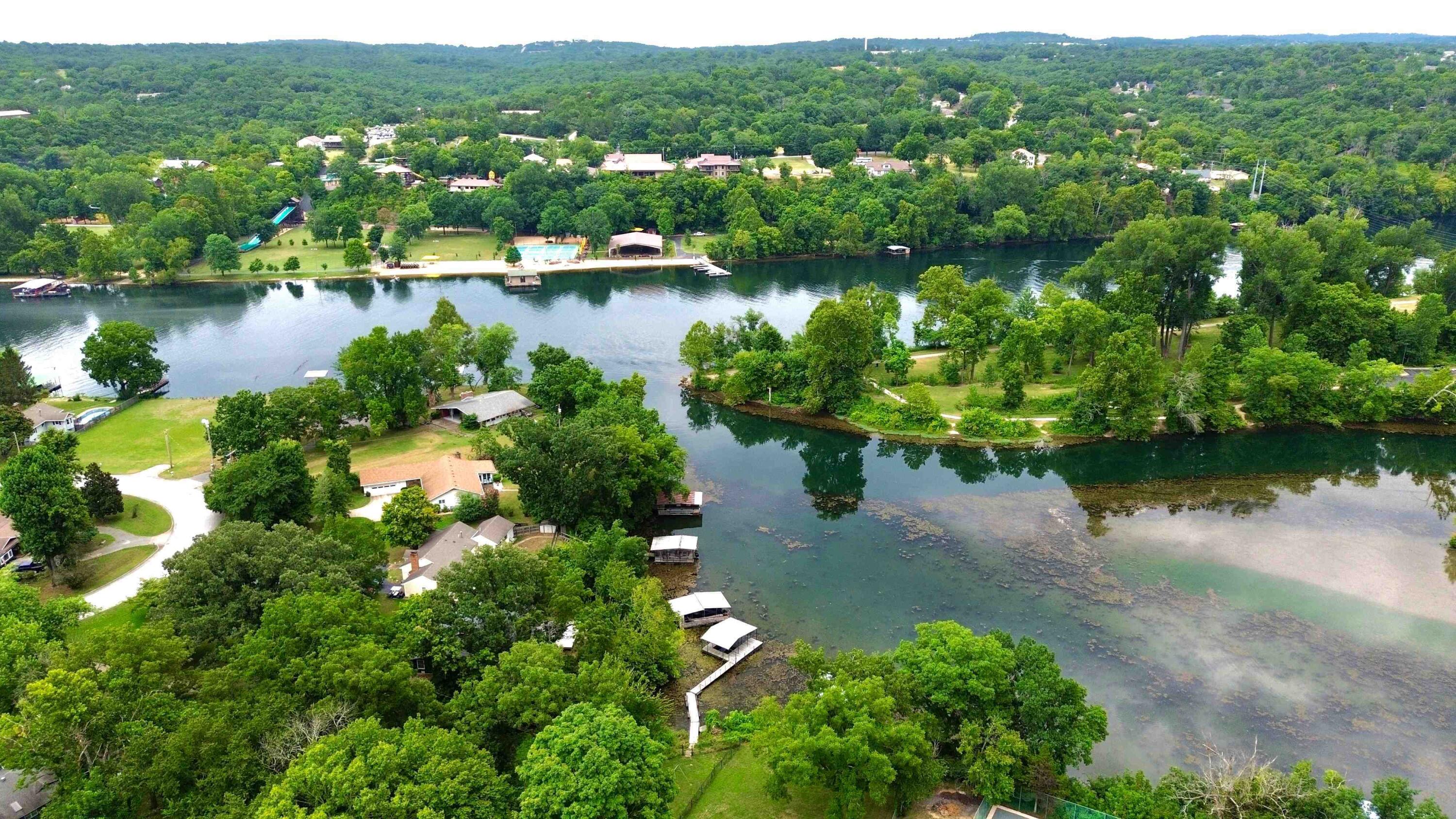 Photo 4 - Residential for sale – 523  Parnell Drive  Branson, MO