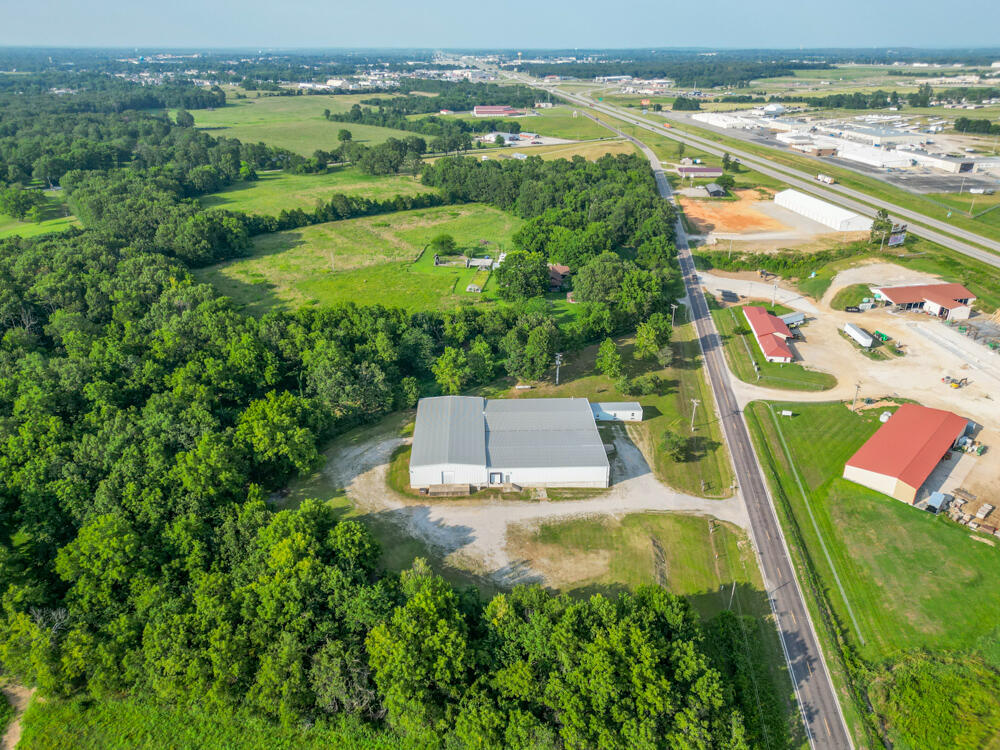 Photo 16 - Commercial Sale for sale – 20725  Highway W   Lebanon, MO