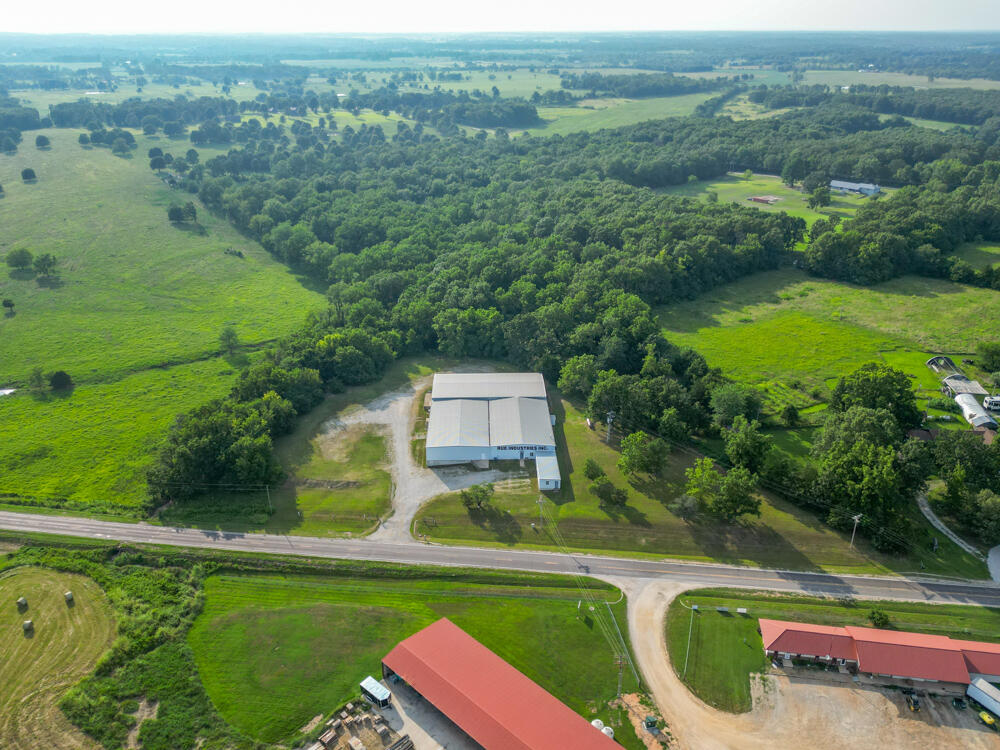 Photo 11 - Commercial Sale for sale – 20725  Highway W   Lebanon, MO