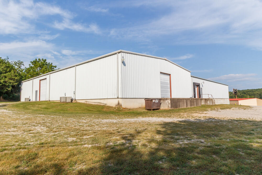 Photo 7 - Commercial Sale for sale – 20725  Highway W   Lebanon, MO