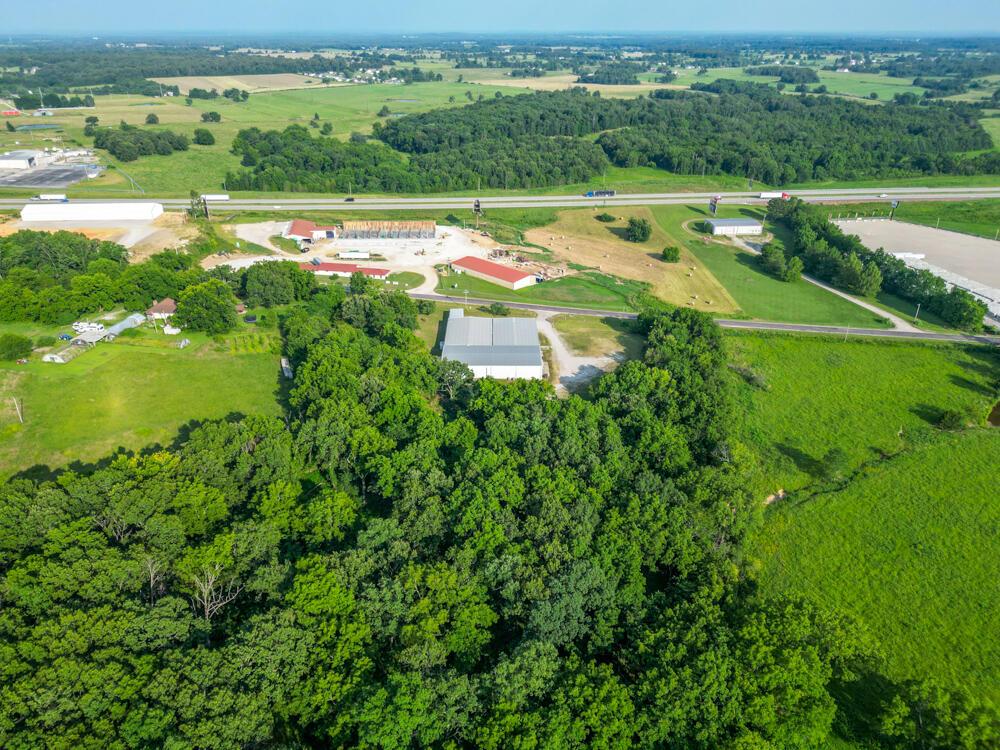 Photo 13 - Commercial Sale for sale – 20725  Highway W   Lebanon, MO
