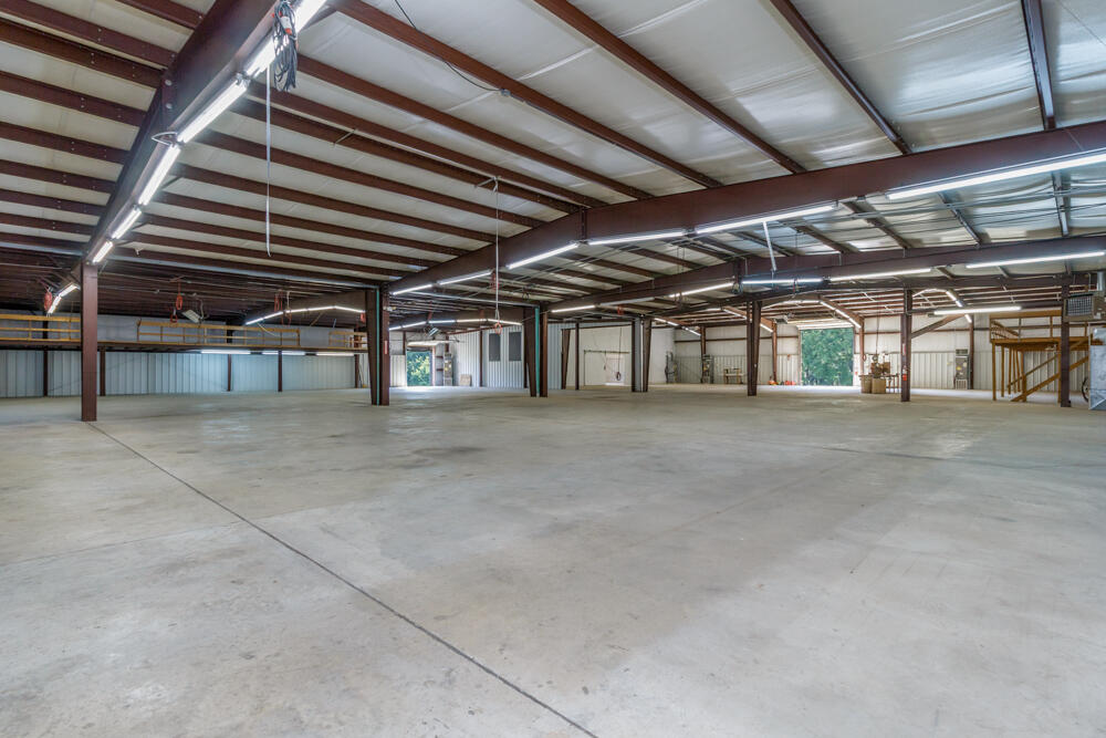 Photo 18 - Commercial Sale for sale – 20725  Highway W   Lebanon, MO
