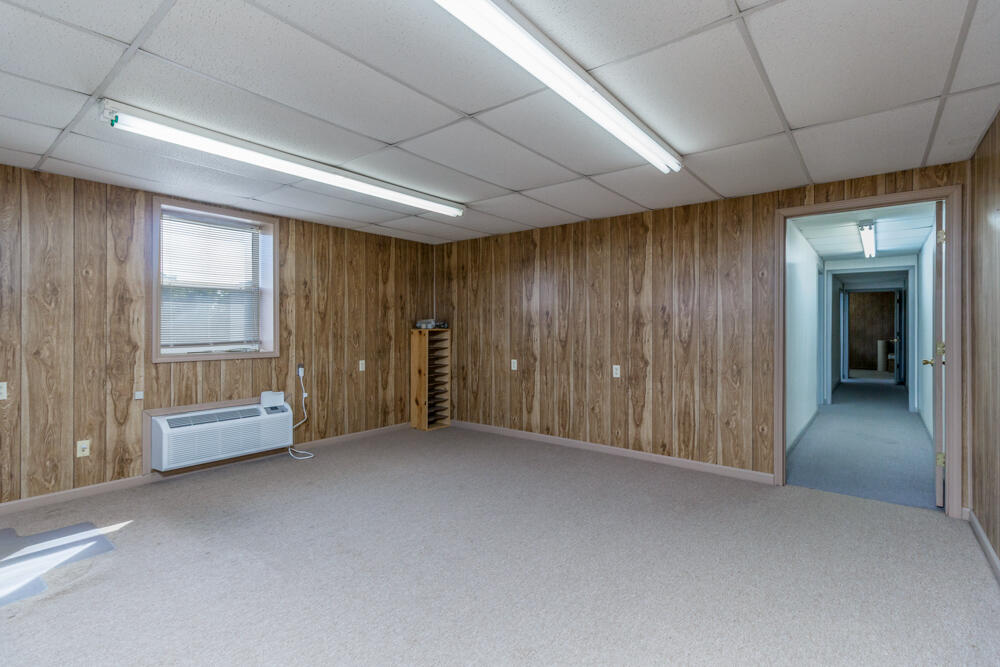 Photo 31 - Commercial Sale for sale – 20725  Highway W   Lebanon, MO