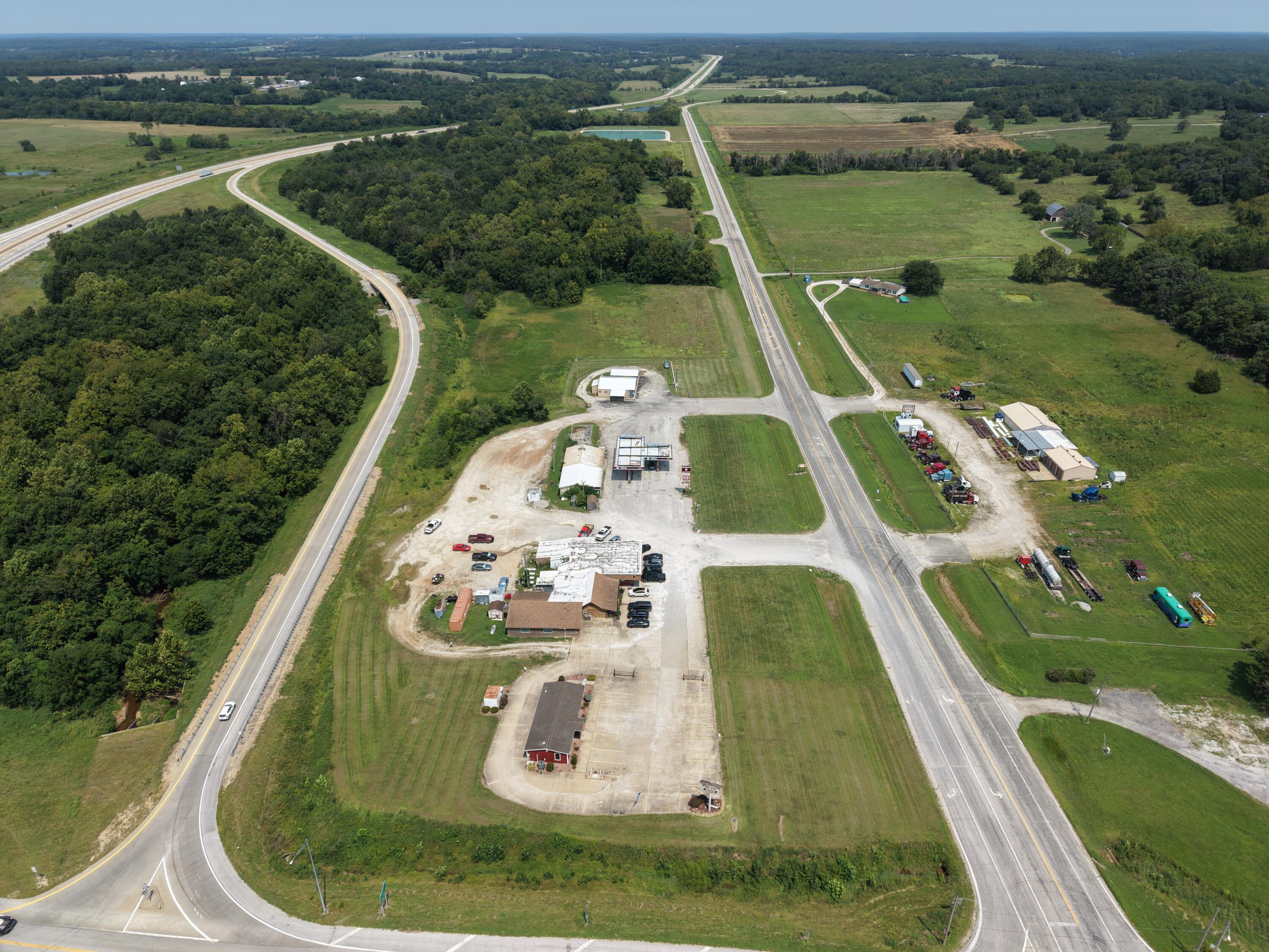 Photo 33 - Commercial Sale for sale – 1101  Missouri 13   Collins, MO