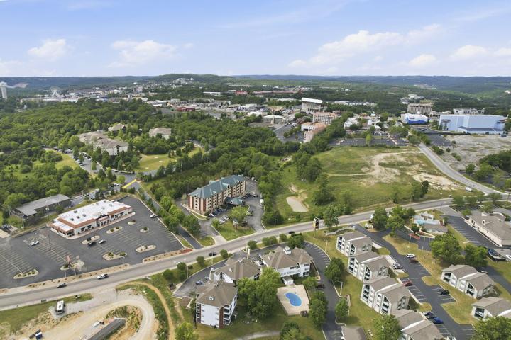 Photo 46 - Residential for sale – 2800  Green Mountain Drive  Branson, MO