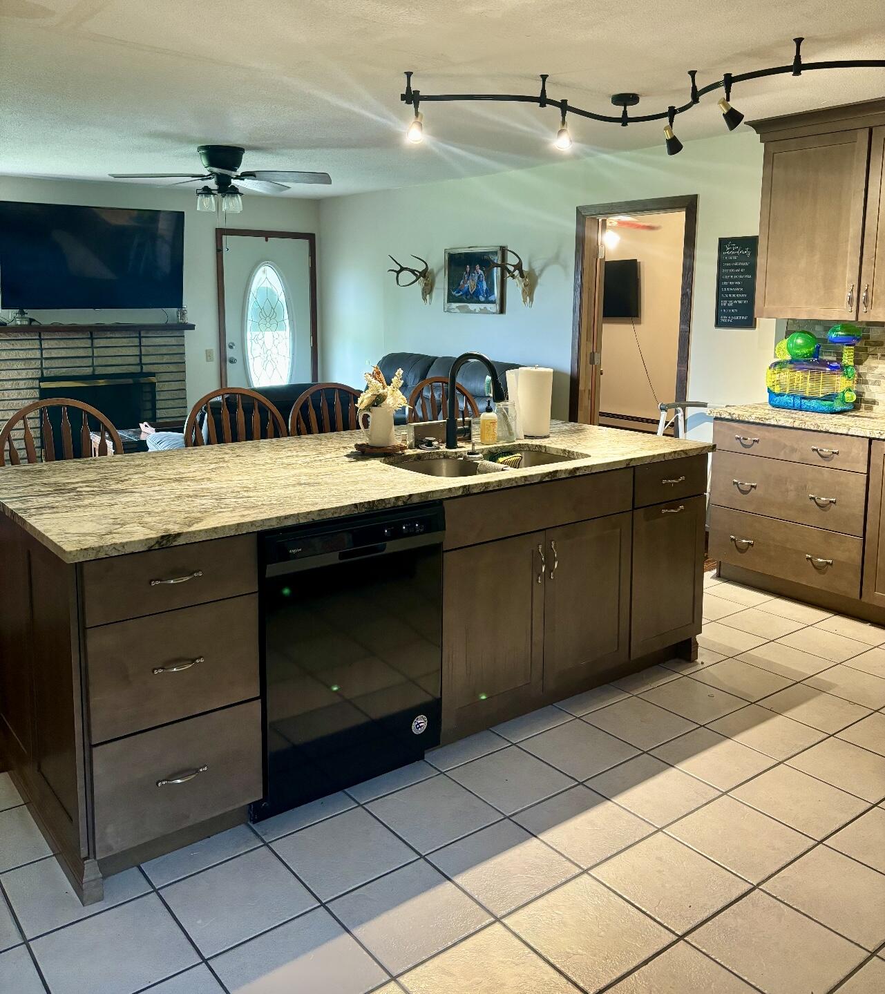 Photo 8 - Residential for sale – 30  Camp Yocum Road  Galena, MO