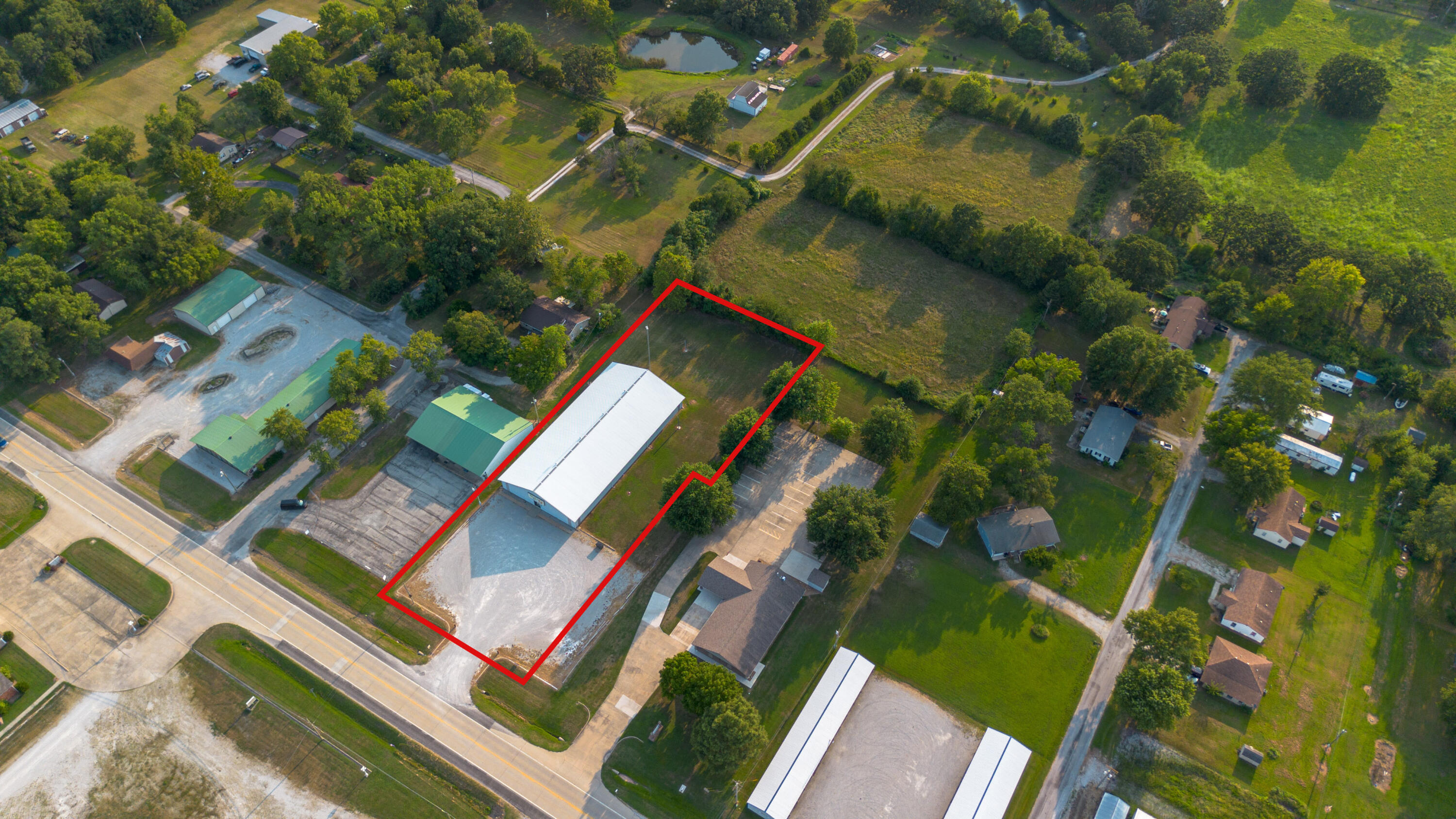 Photo 19 - Commercial Sale for sale – 3220 S Highway 32   El Dorado Springs, MO