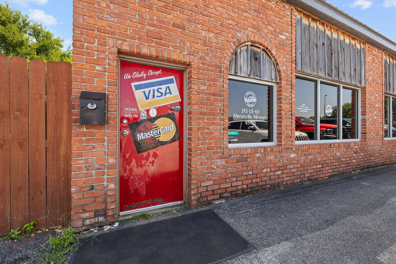 Photo 3 - Commercial Sale for sale – 293  U.S. 60   Marionville, MO