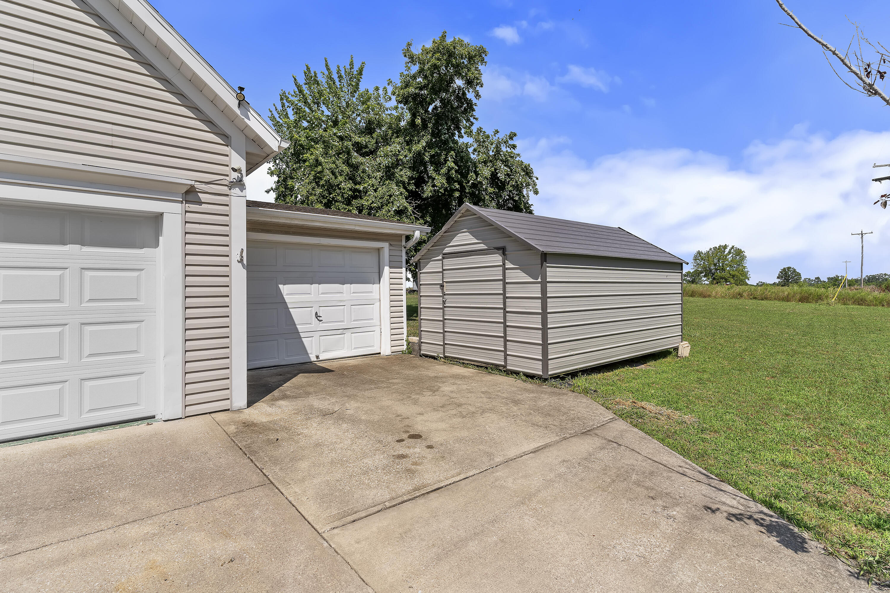 Photo 7 - Residential for sale – 341  Dockhouse Lane  Galena, MO