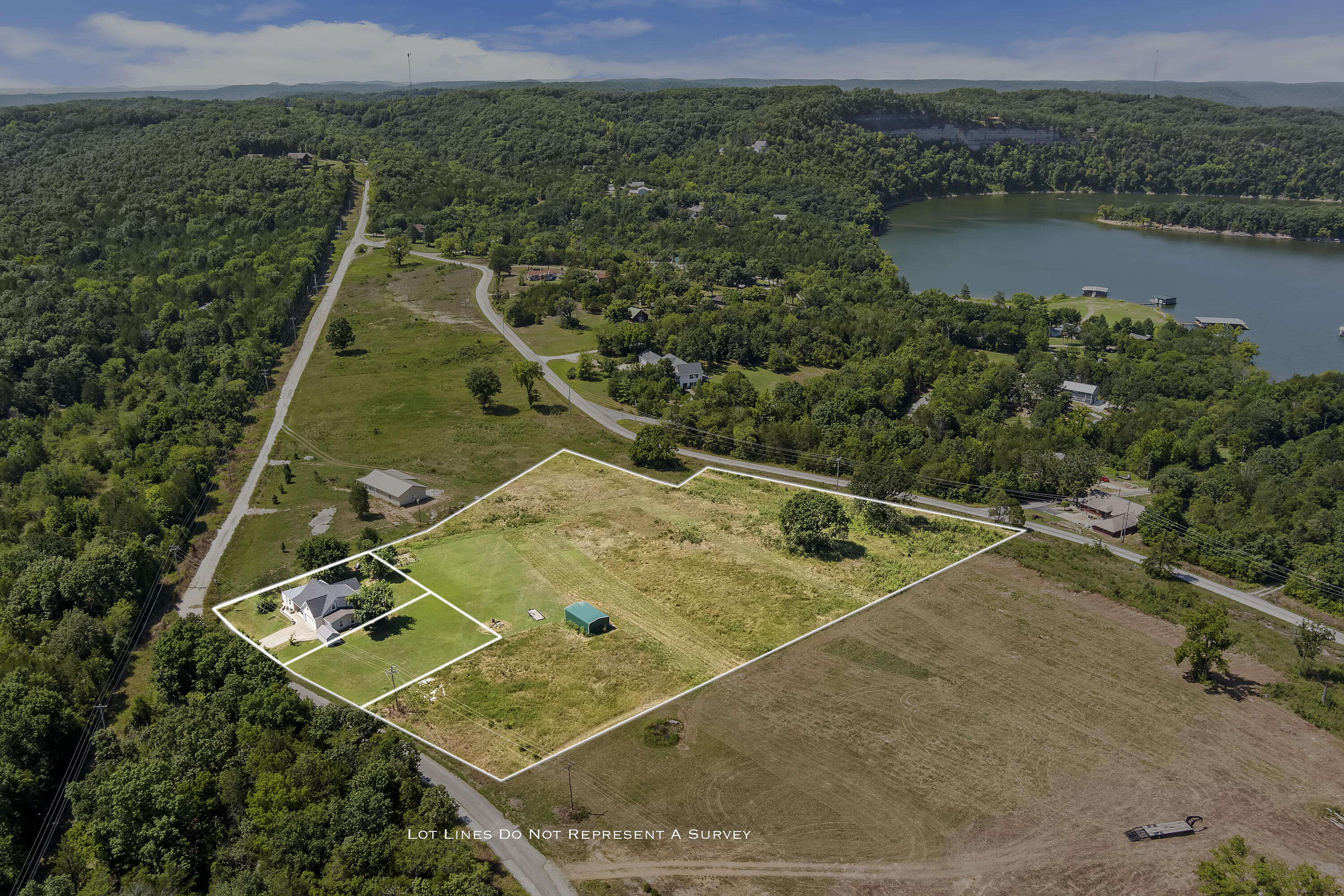 Photo 3 - Residential for sale – 341  Dockhouse Lane  Galena, MO