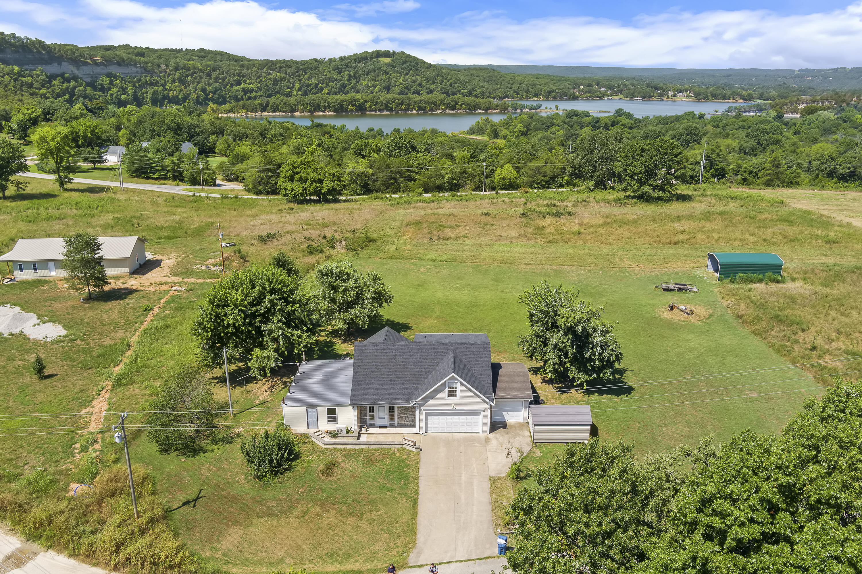 Photo 2 - Residential for sale – 341  Dockhouse Lane  Galena, MO