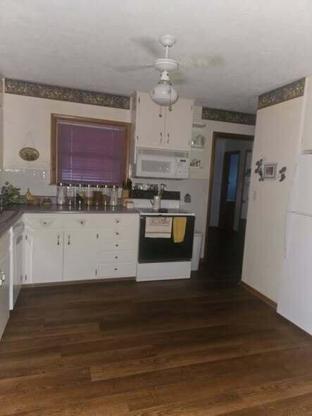 Photo 4 - Residential for sale – 108 W Alice Street  Mt Vernon, MO