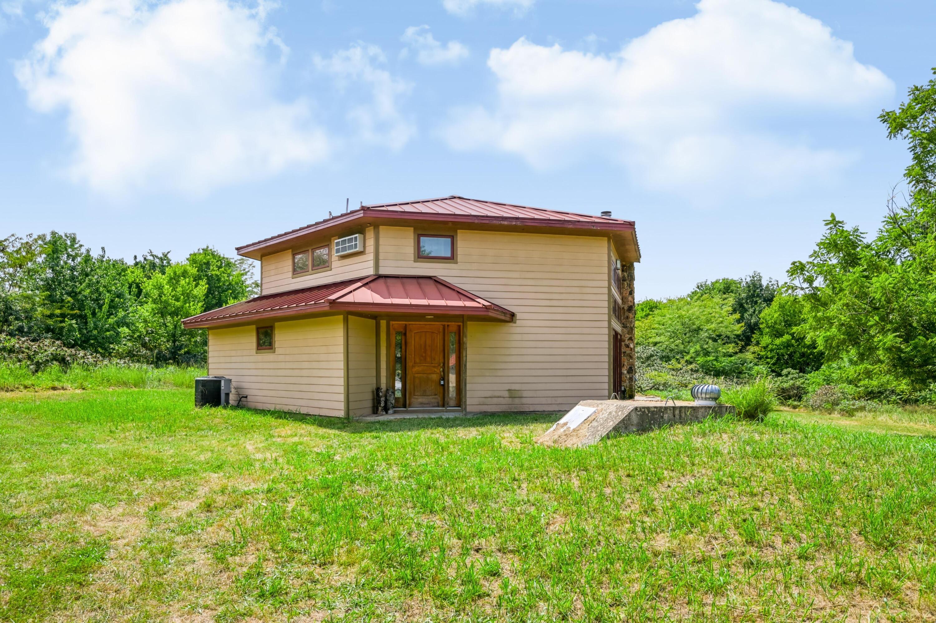 Photo 6 - Residential for sale – 9550  Maple Road  Carthage, MO