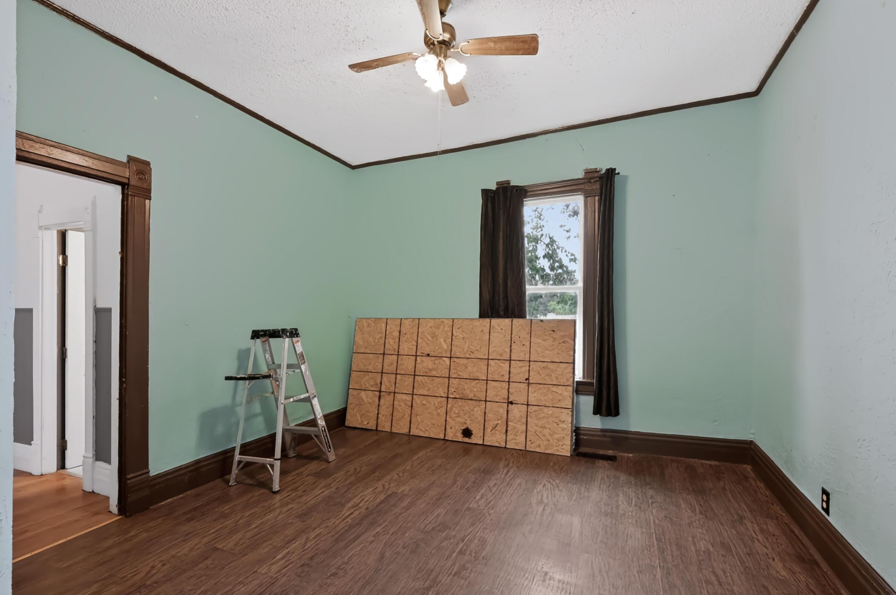 Photo 11 - Residential for sale – 2620 E 6th Street  Joplin, MO