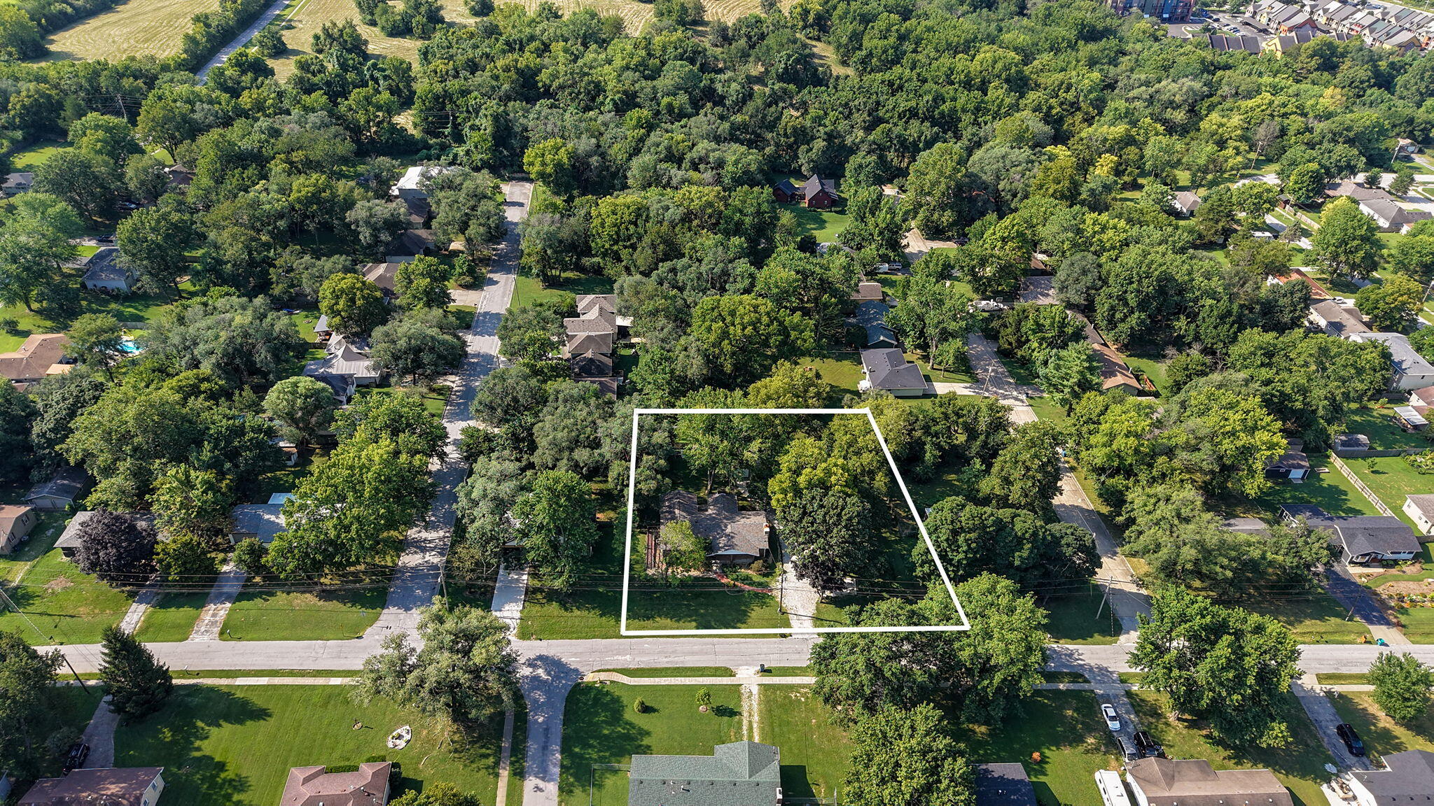 Photo 3 - Residential for sale – 3060 E Gasconade Street  Springfield, MO