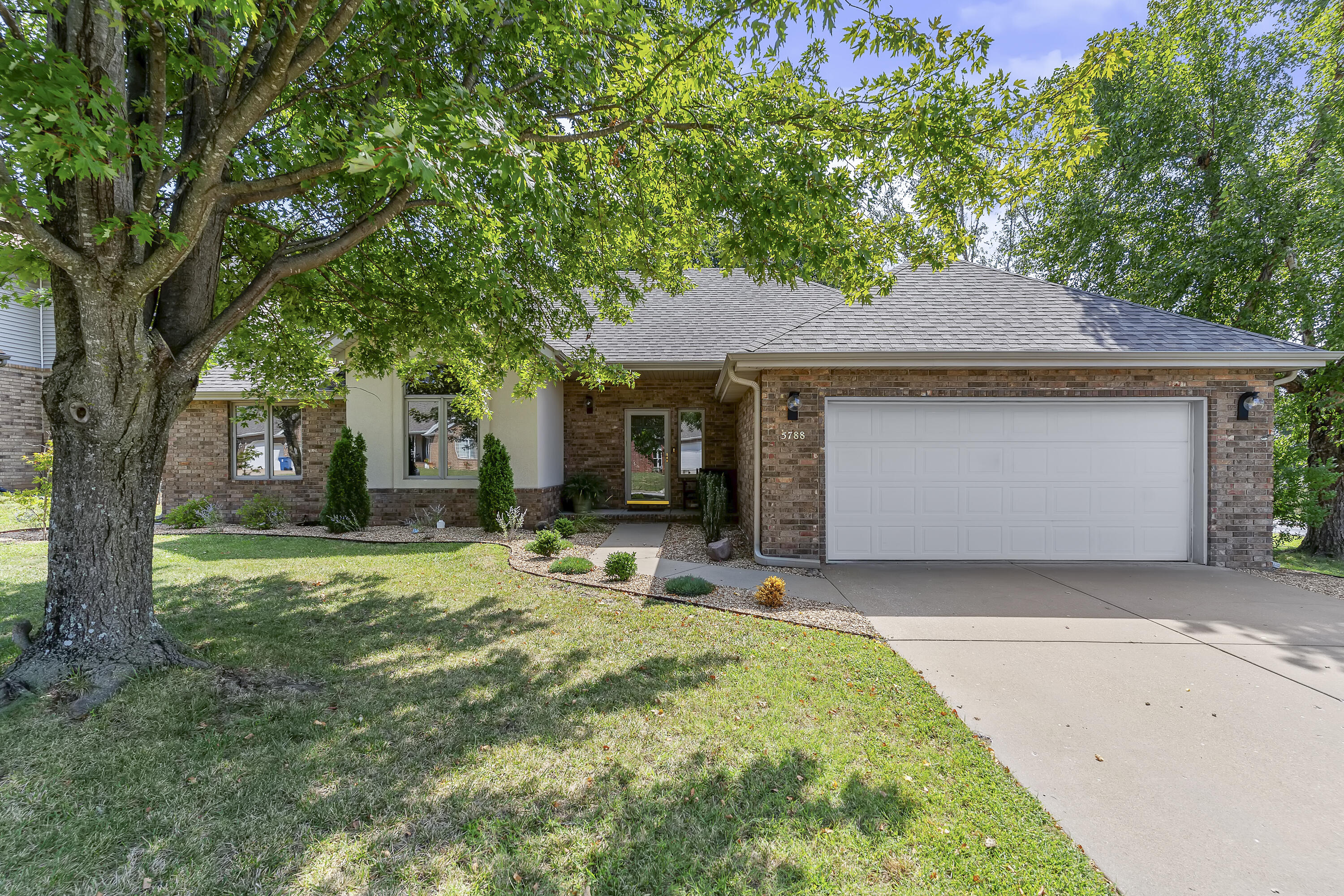 Photo 38 - Residential for sale – 5788 S Nettleton Avenue  Springfield, MO