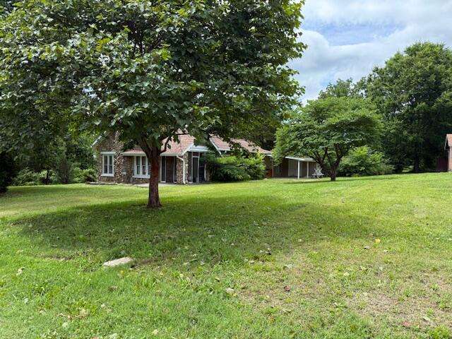 Photo 5 - Residential for sale – 204 E East 3rd Street  Mountain View, MO