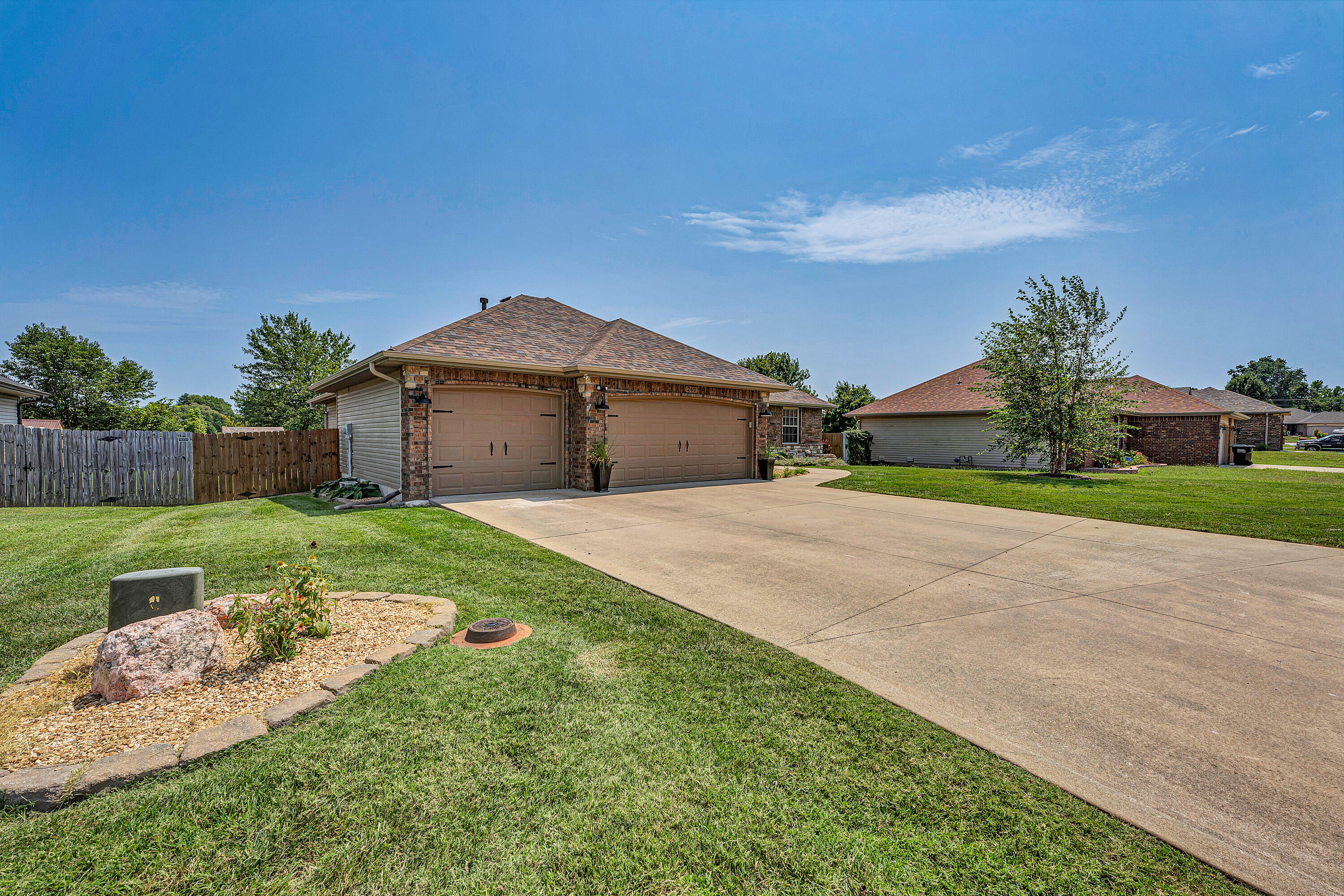 Photo 4 - Residential for sale – 260 N Ladera Drive  Republic, MO