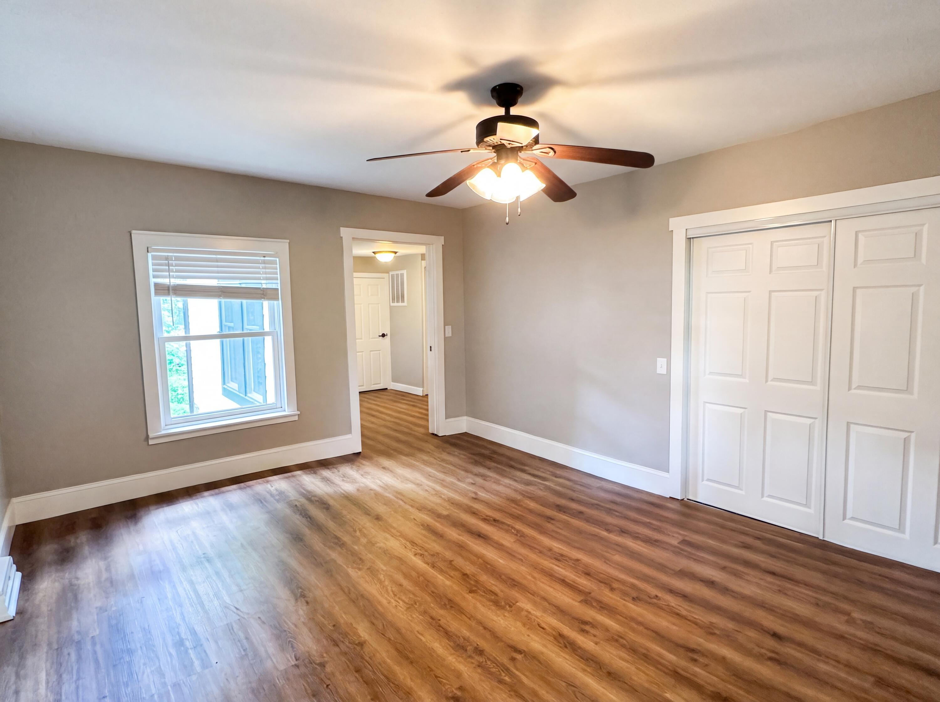 Photo 8 - Residential for sale – 1446 E Whiteside Street  Springfield, MO