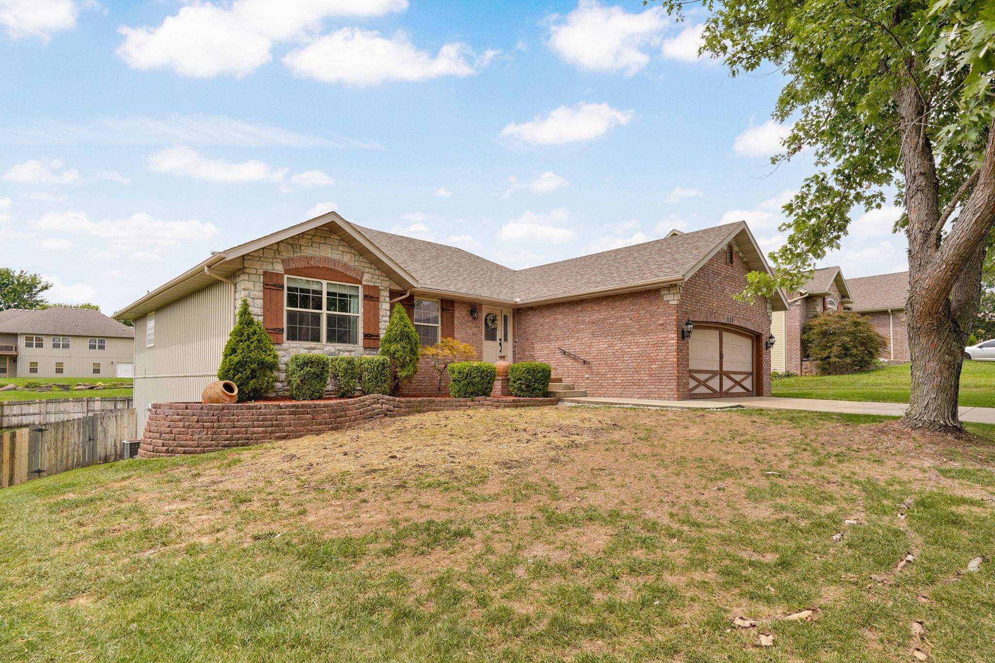 Photo 2 - Residential for sale – 625 N Althea Avenue  Nixa, MO