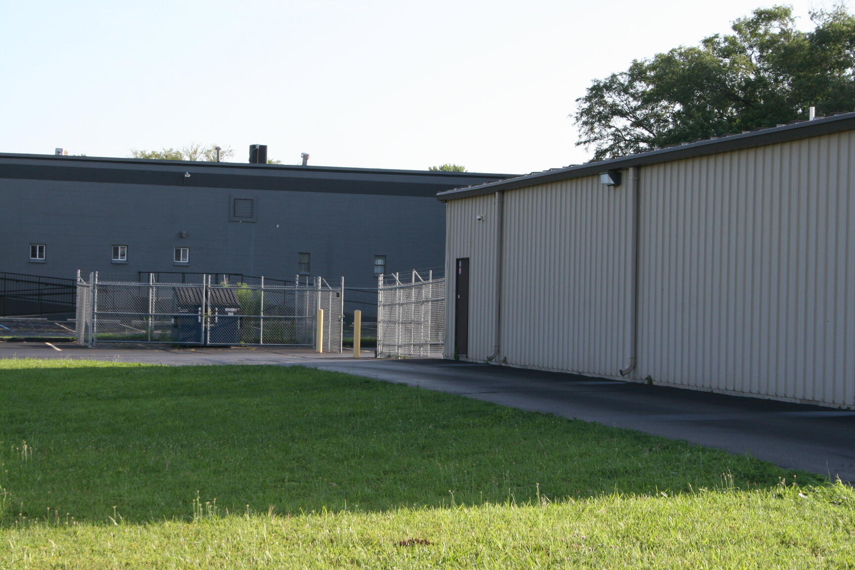 Photo 3 - Commercial Lease for sale – 1867 E Florida Street  Springfield, MO