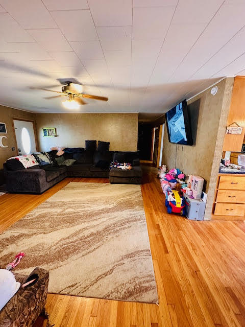 Photo 3 - Residential for sale – 123 E 3rd Street  Mountain View, MO